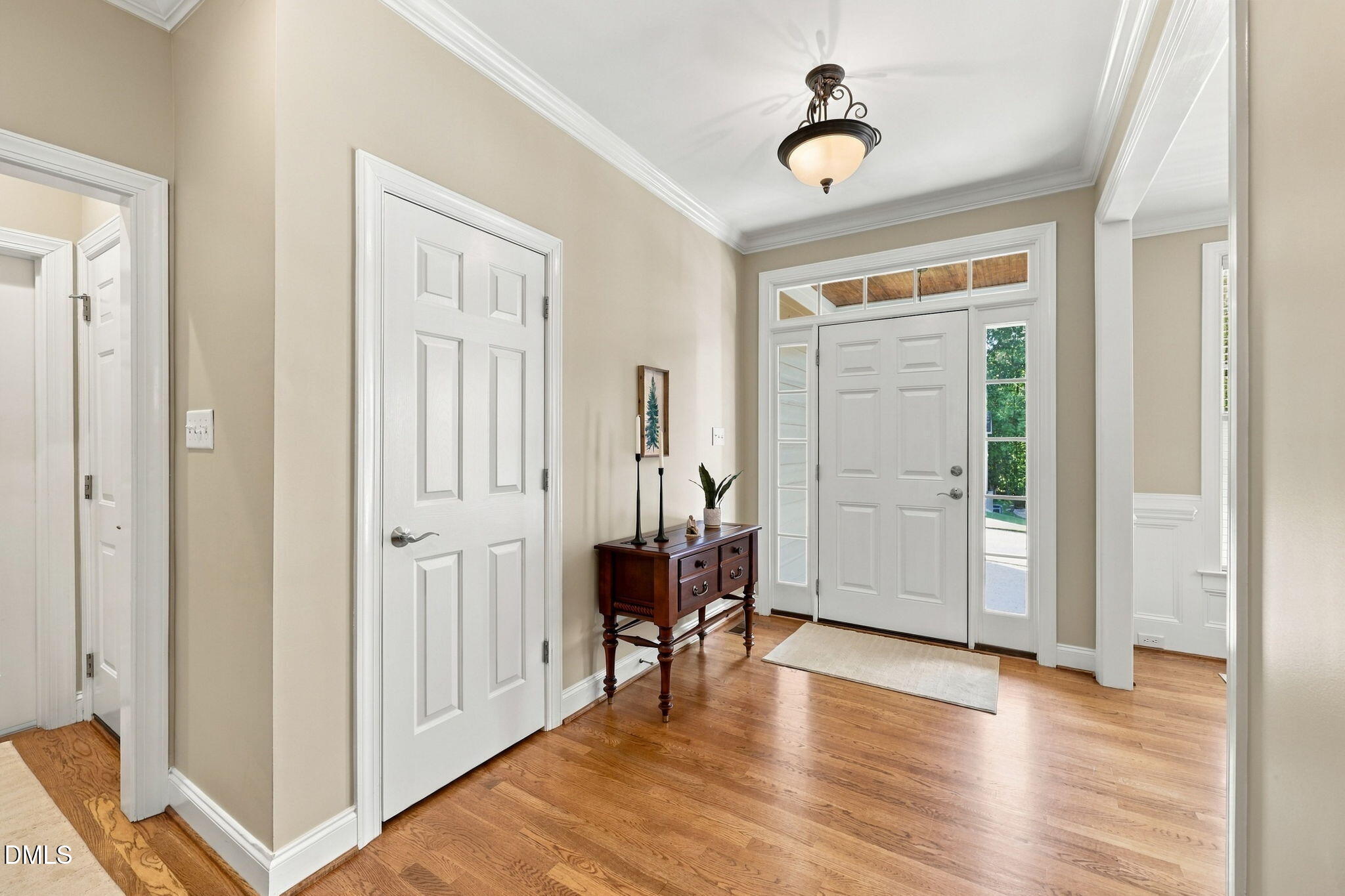160 Townsend Drive Property Photo 6
