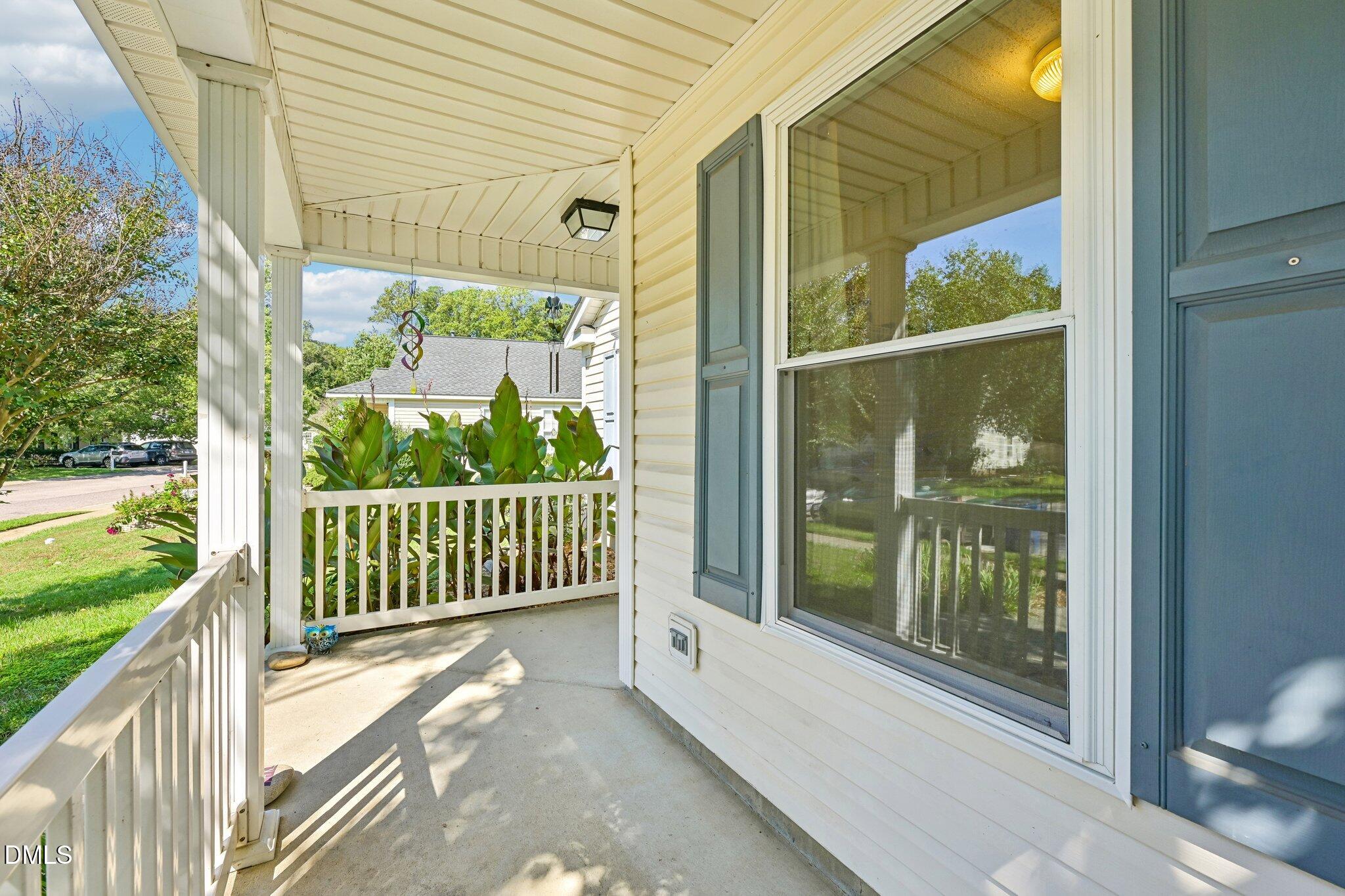 4841 Silverdene Street Property Photo 2