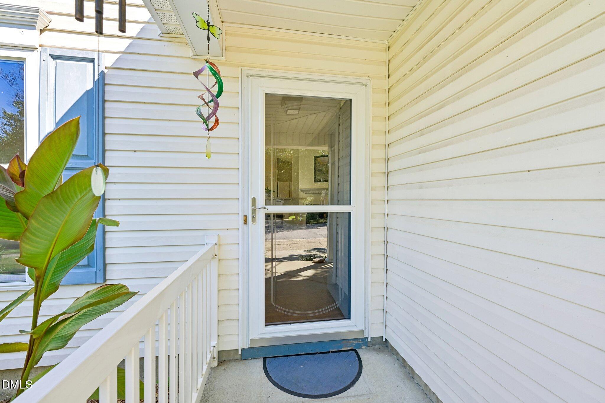 4841 Silverdene Street Property Photo 3