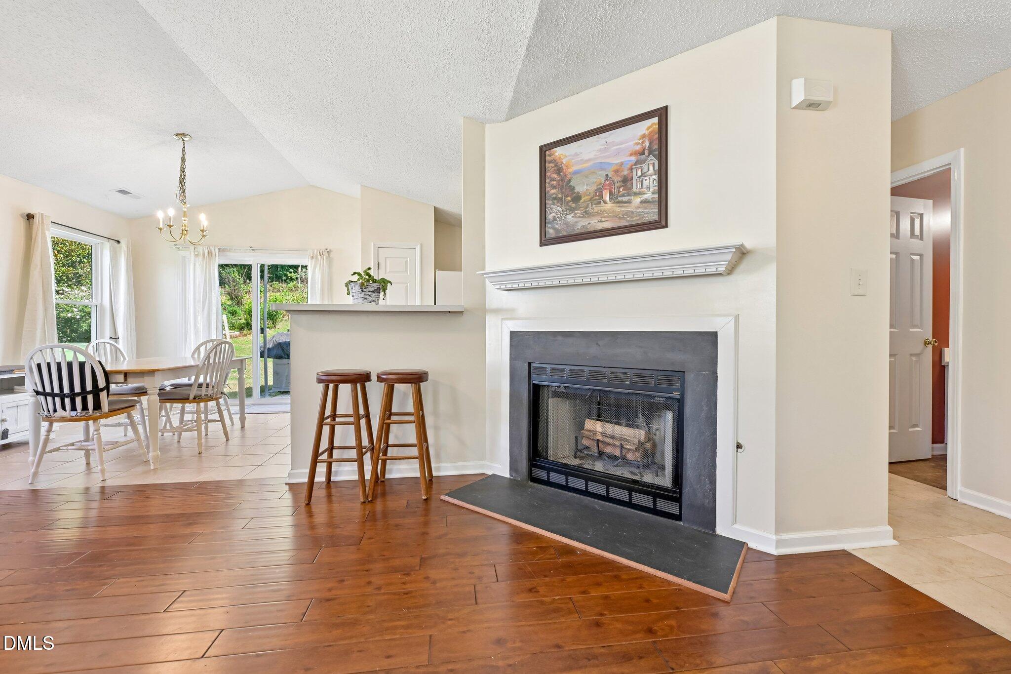 4841 Silverdene Street Property Photo 4