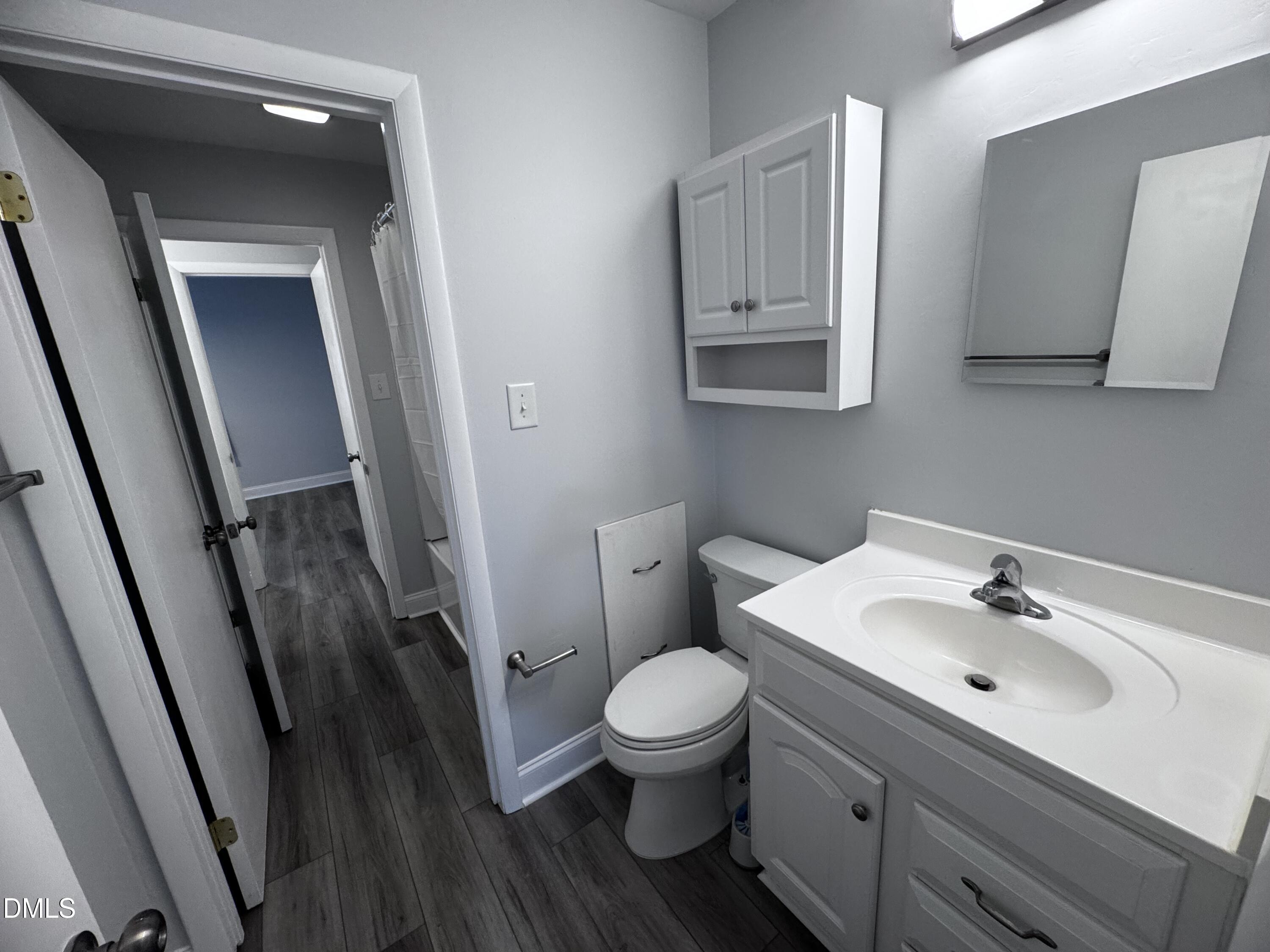 1238 Teakwood Place Property Photo 7