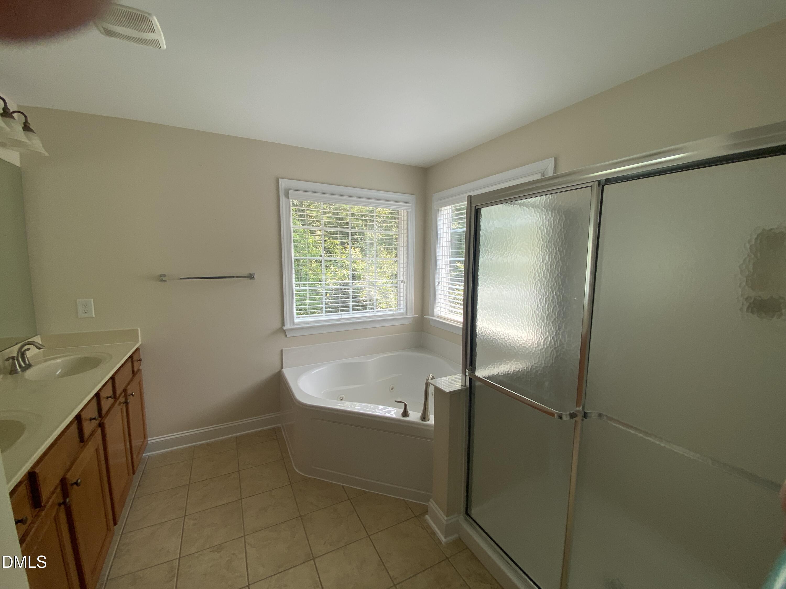 125 Quarryrock Road Property Photo 1