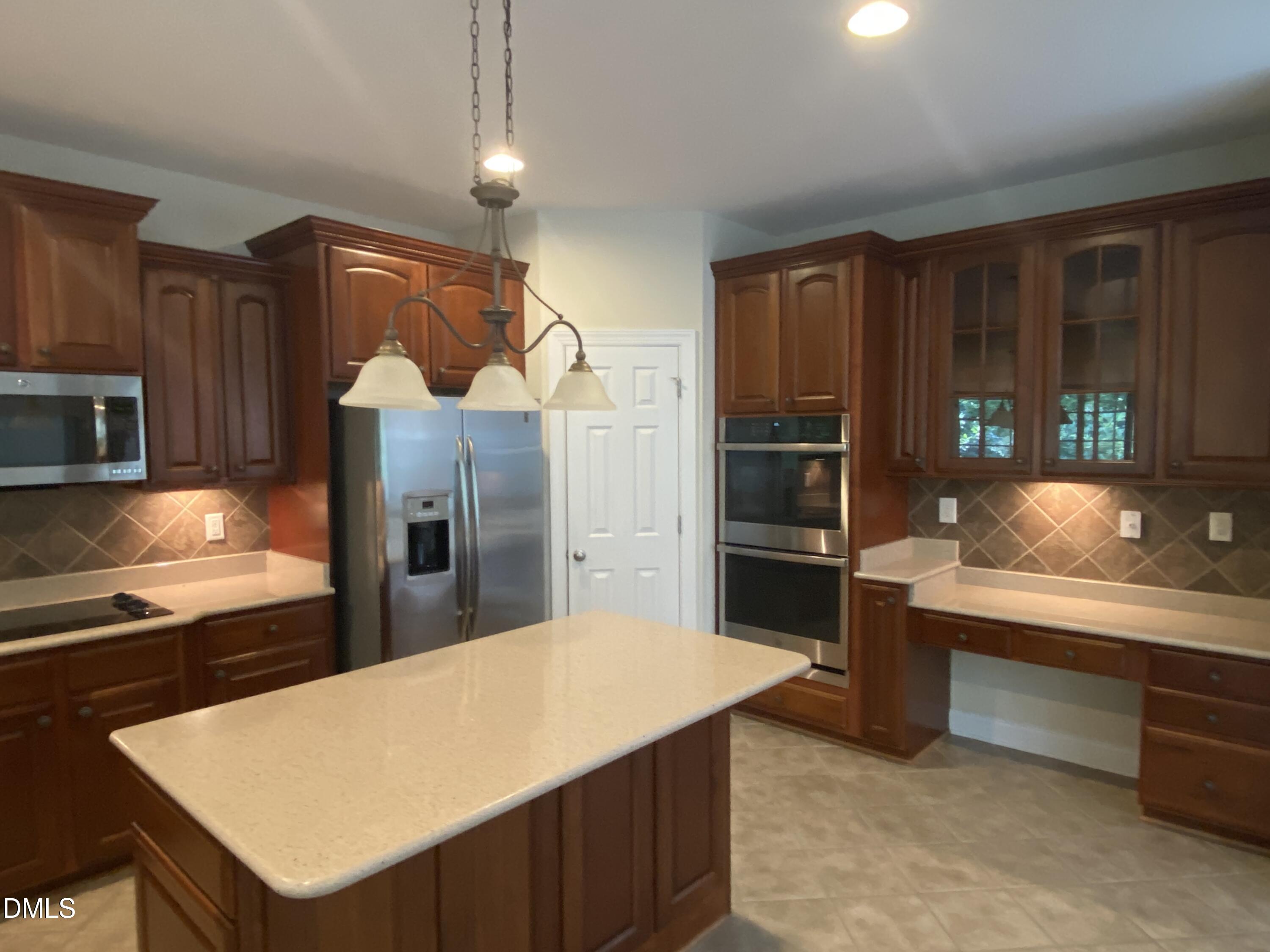 125 Quarryrock Road Property Photo 14