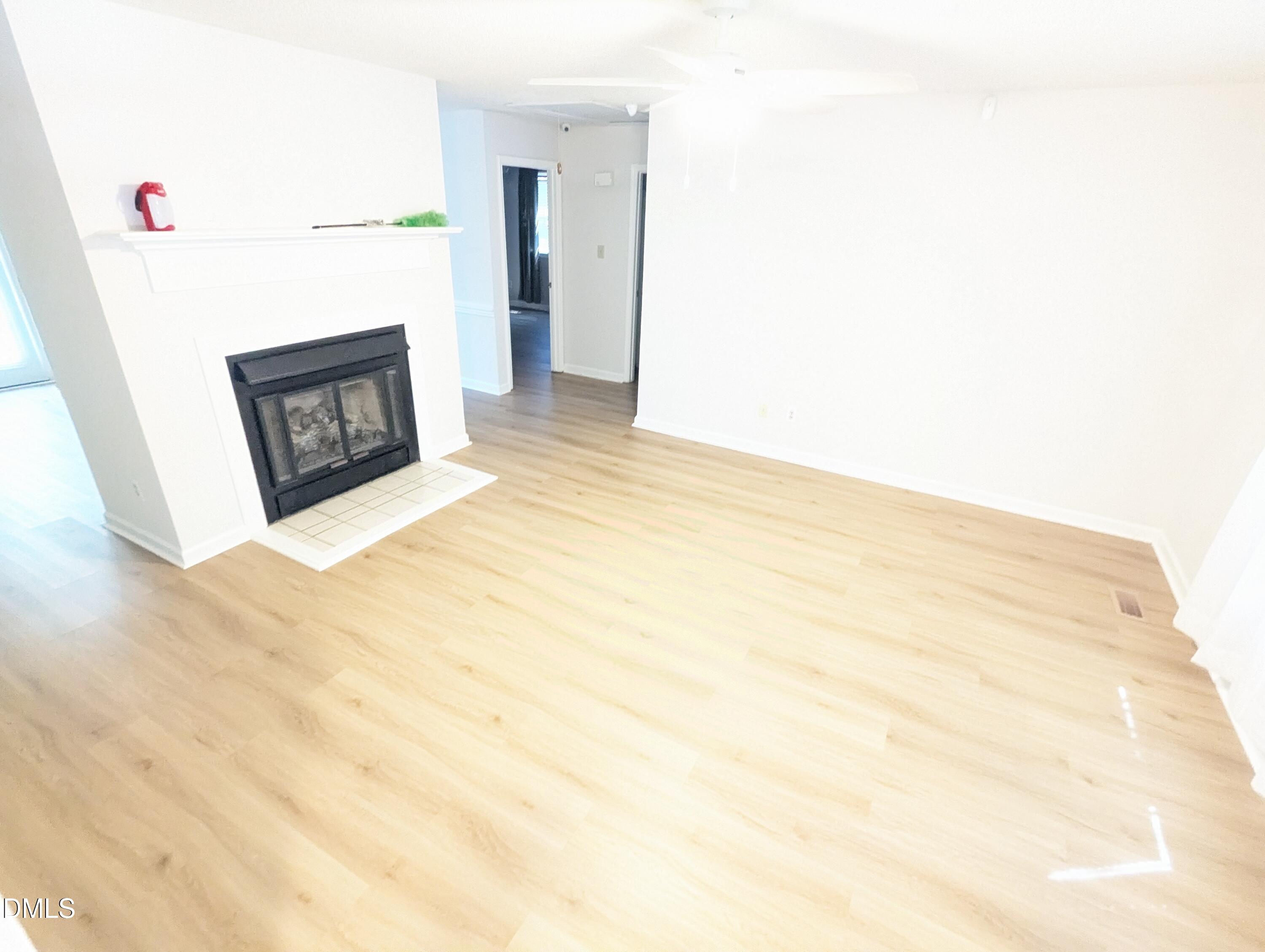 210 W Cornwallis Road Property Photo 5