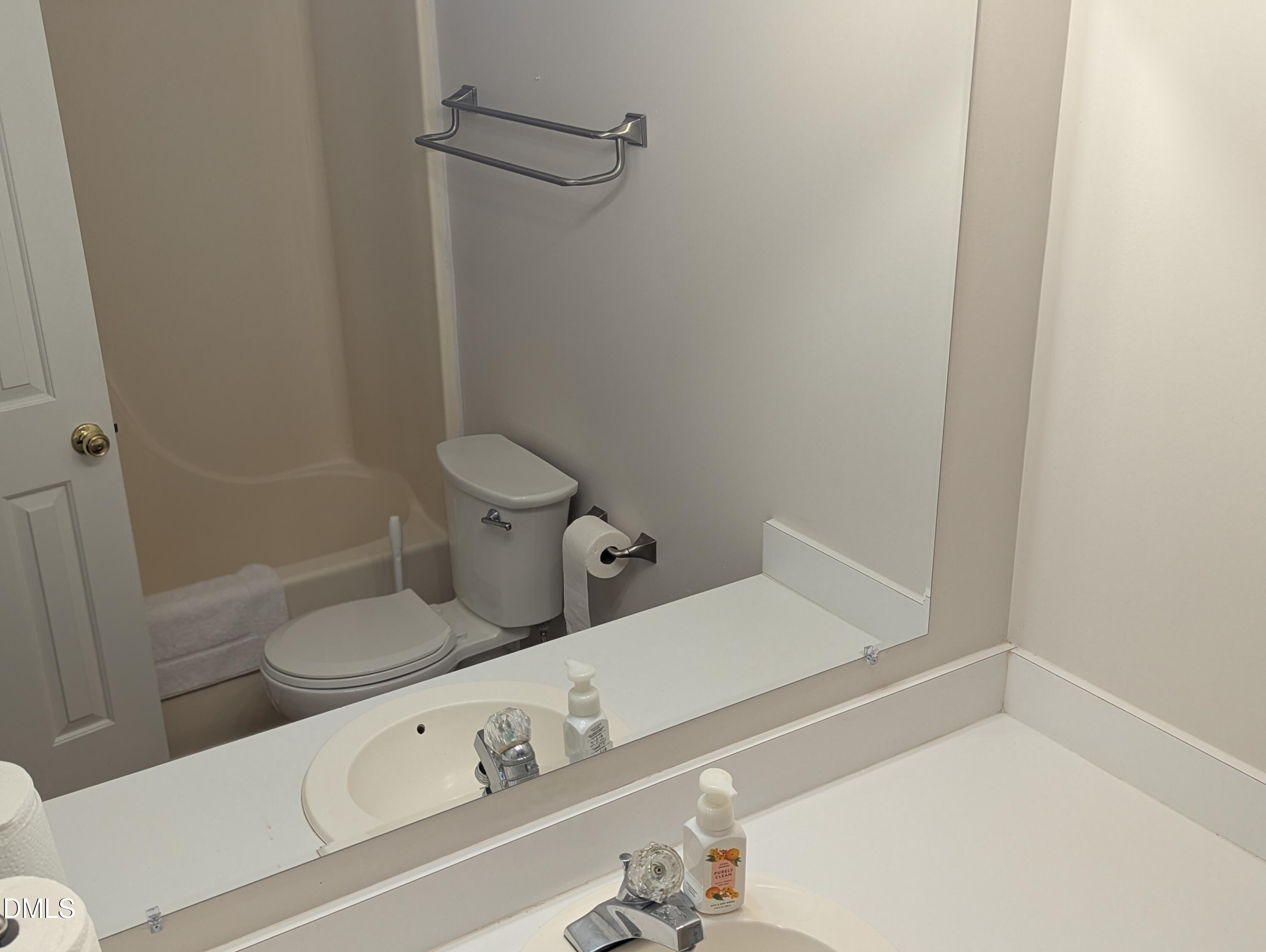 210 W Cornwallis Road Property Photo 19