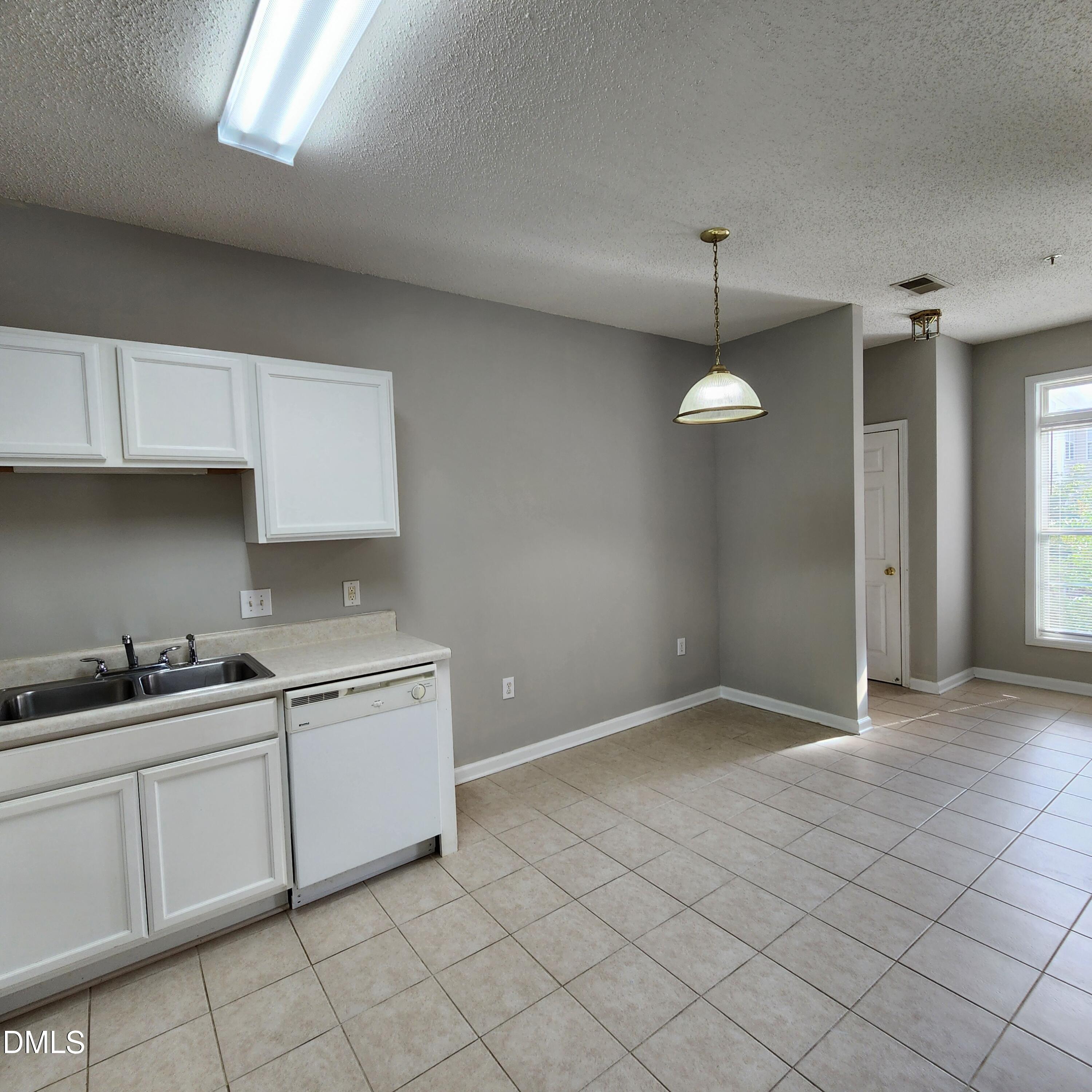 2511 Friedland Place 200 Property Photo 13