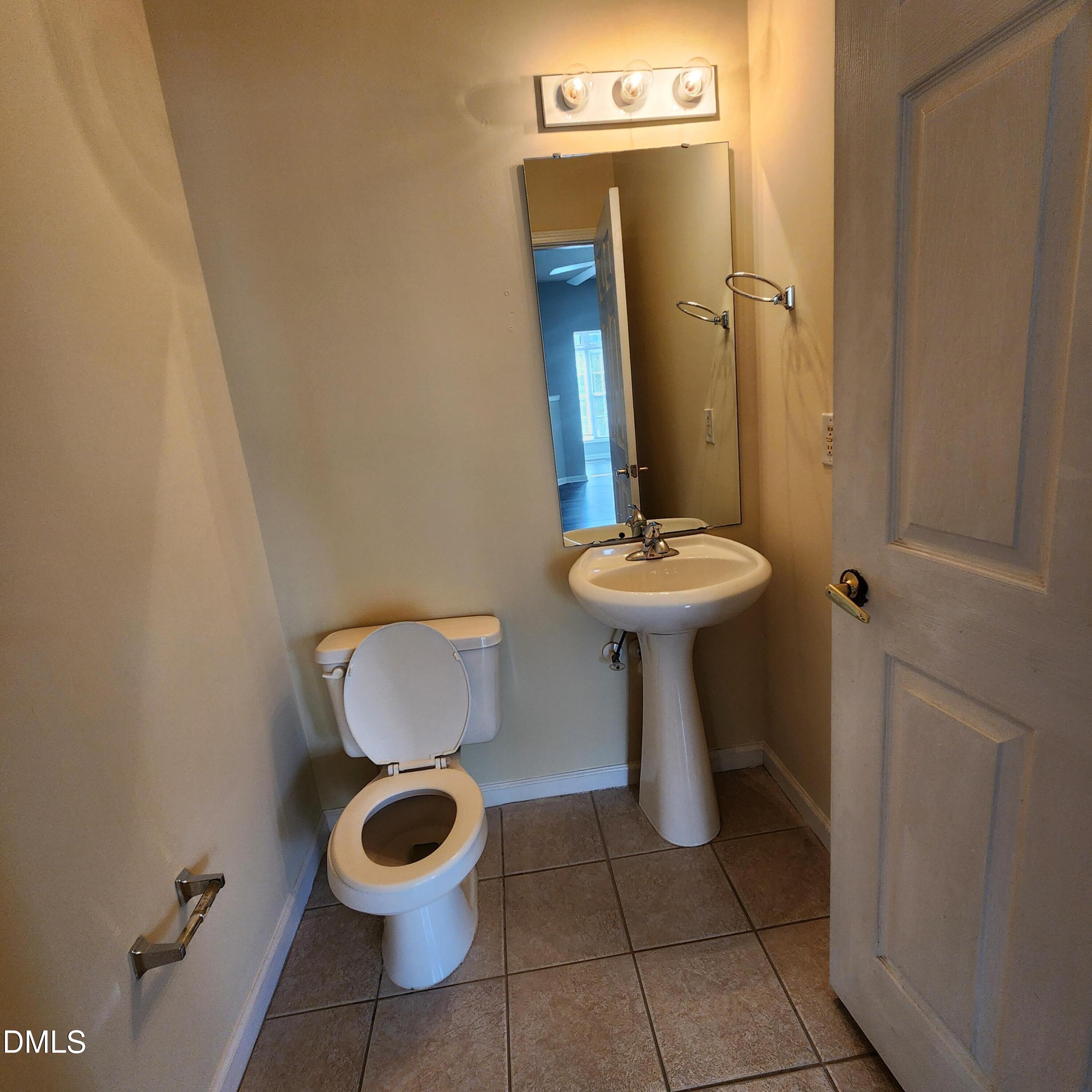 2511 Friedland Place 200 Property Photo 16