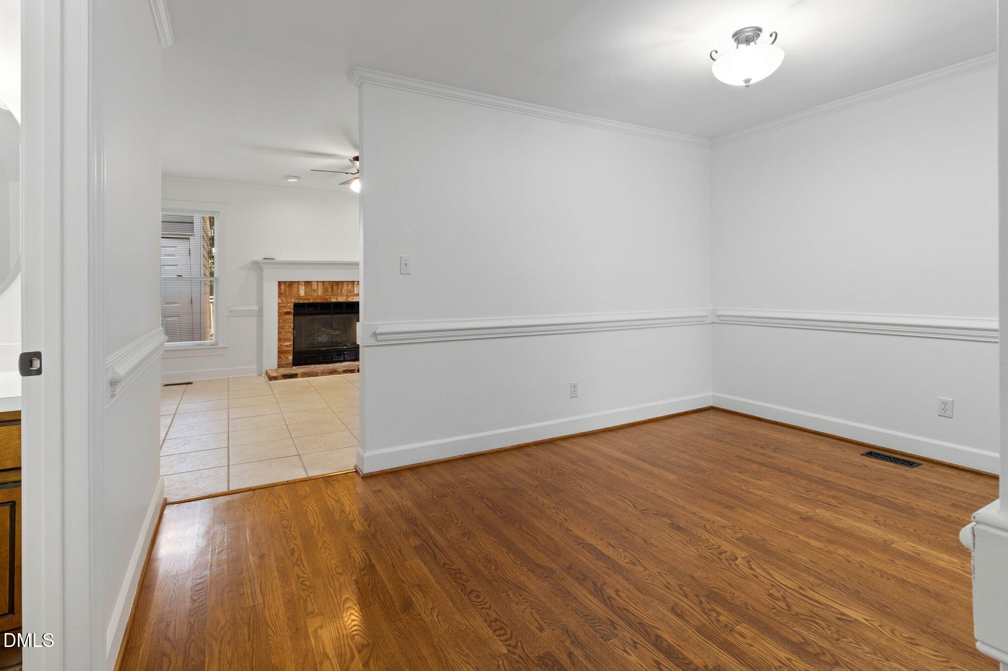143 Hedgerow Court Property Photo 5