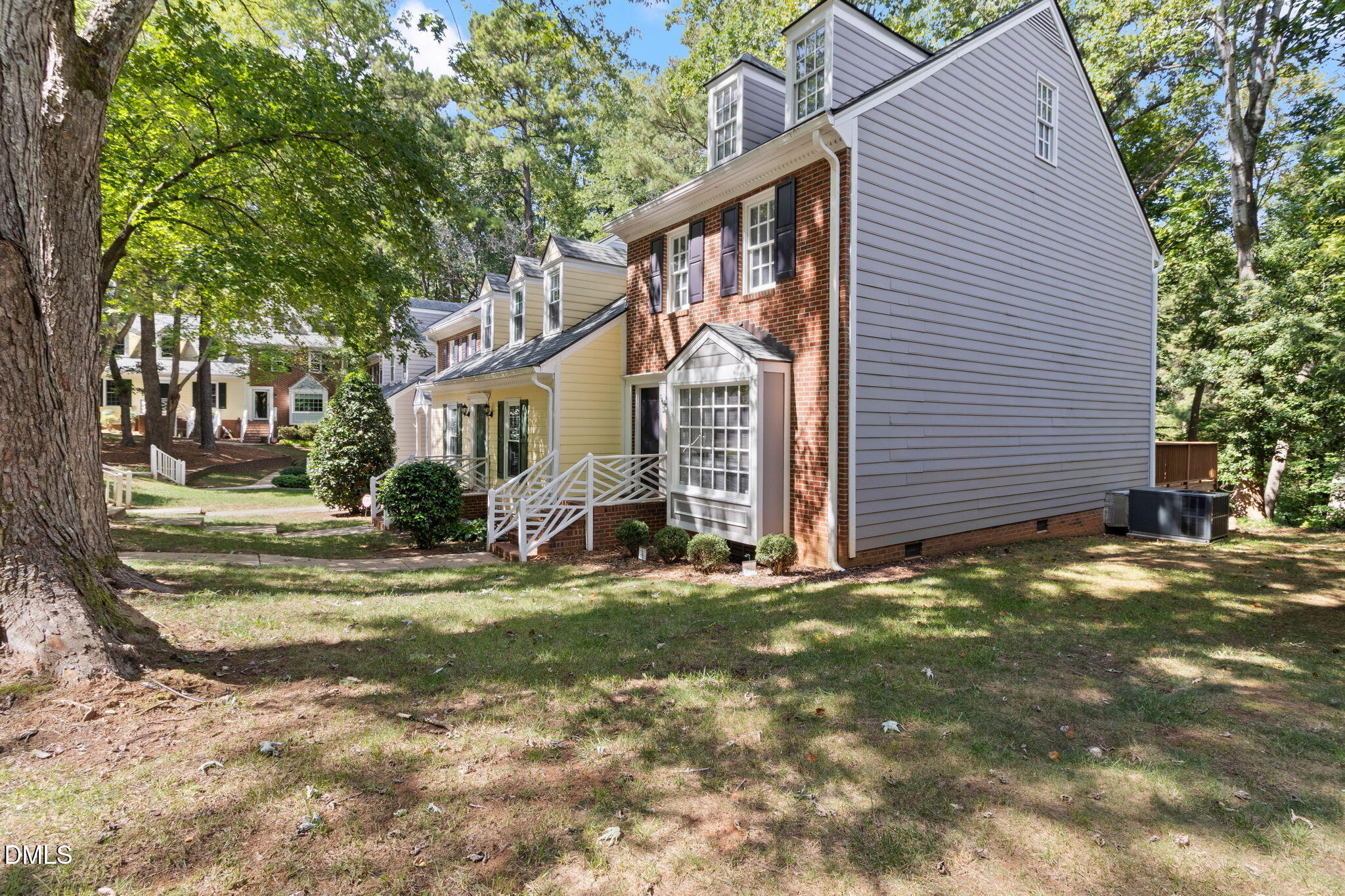 143 Hedgerow Court Property Photo 34