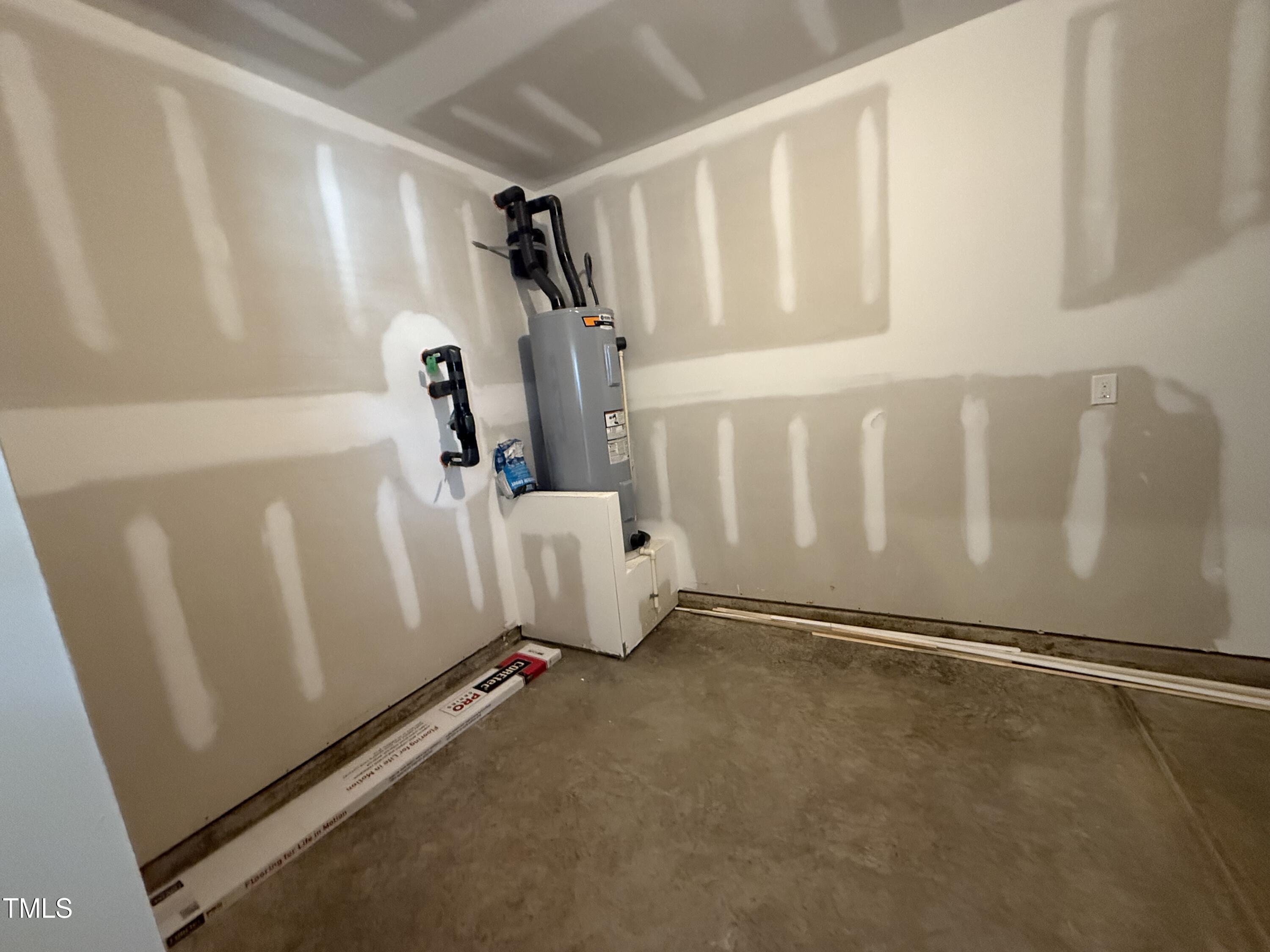 10521 Brookside Reserve Road Property Photo 13