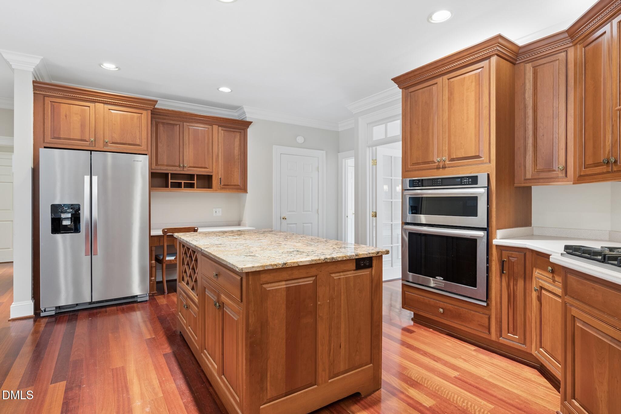 4901 Oakmoor Court Property Photo 14