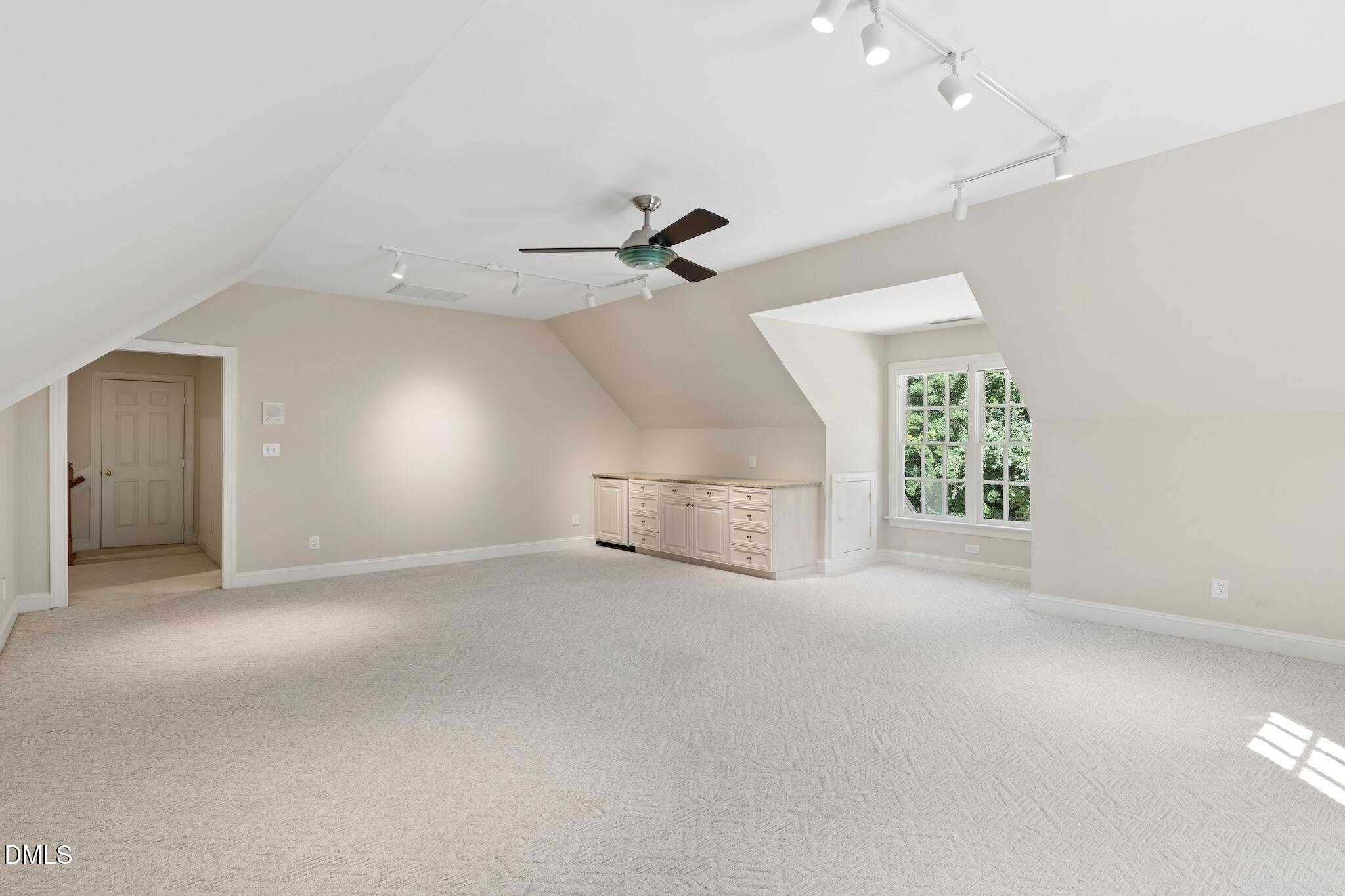 4901 Oakmoor Court Property Photo 36