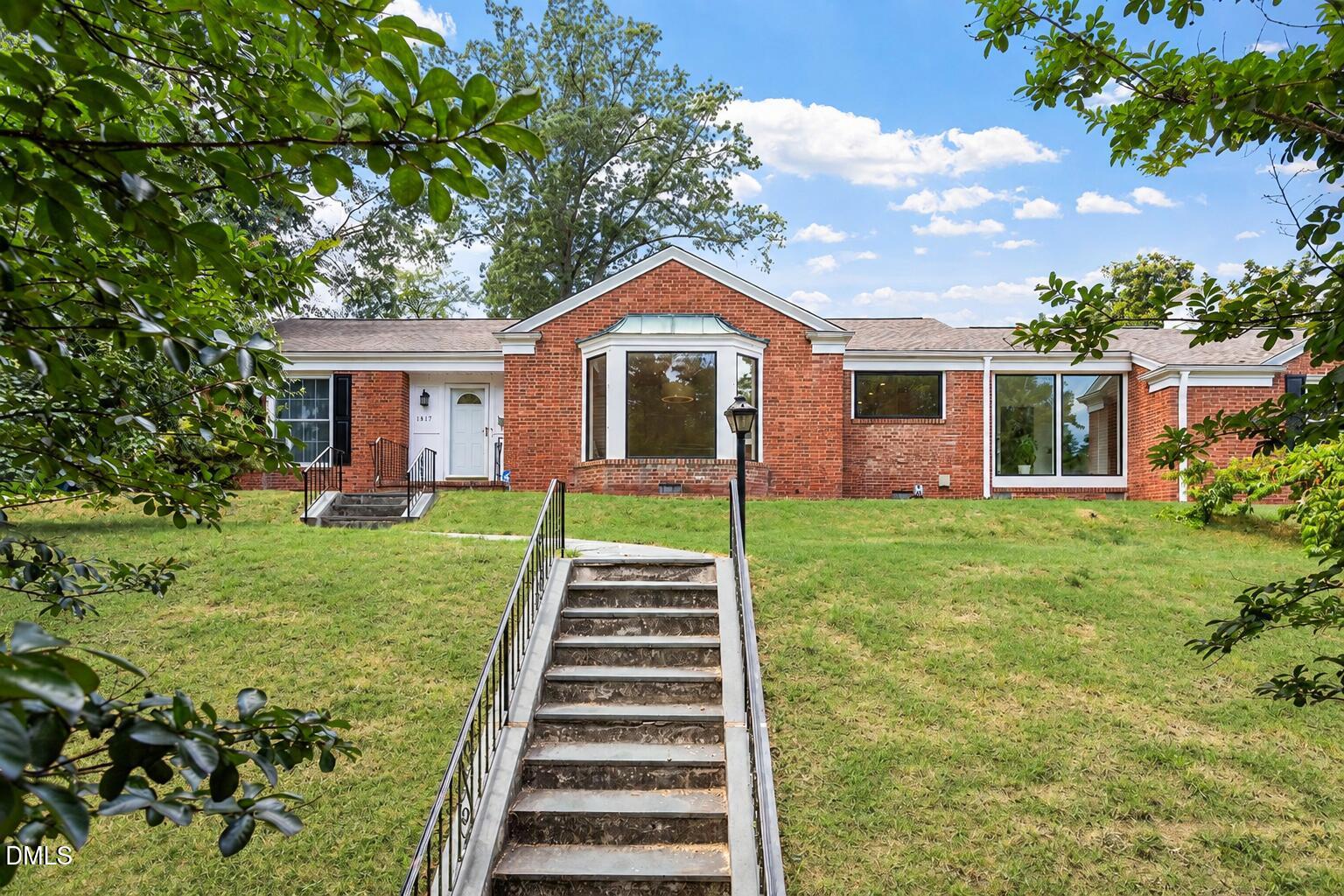 1517 Edgevale Road Property Photo 3