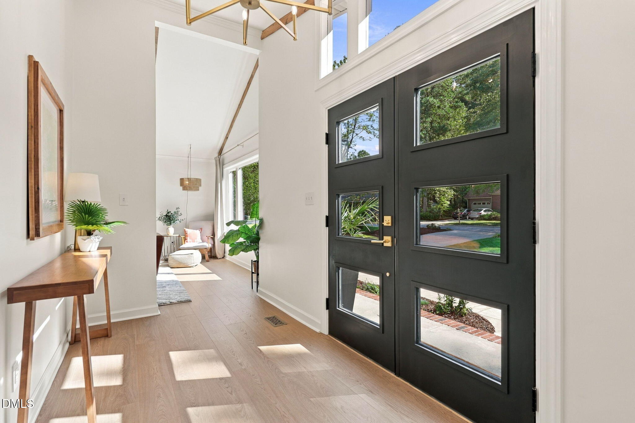 102 Coronado Way Property Photo 6