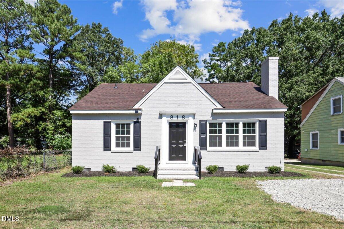 818 Long Avenue Property Photo 1