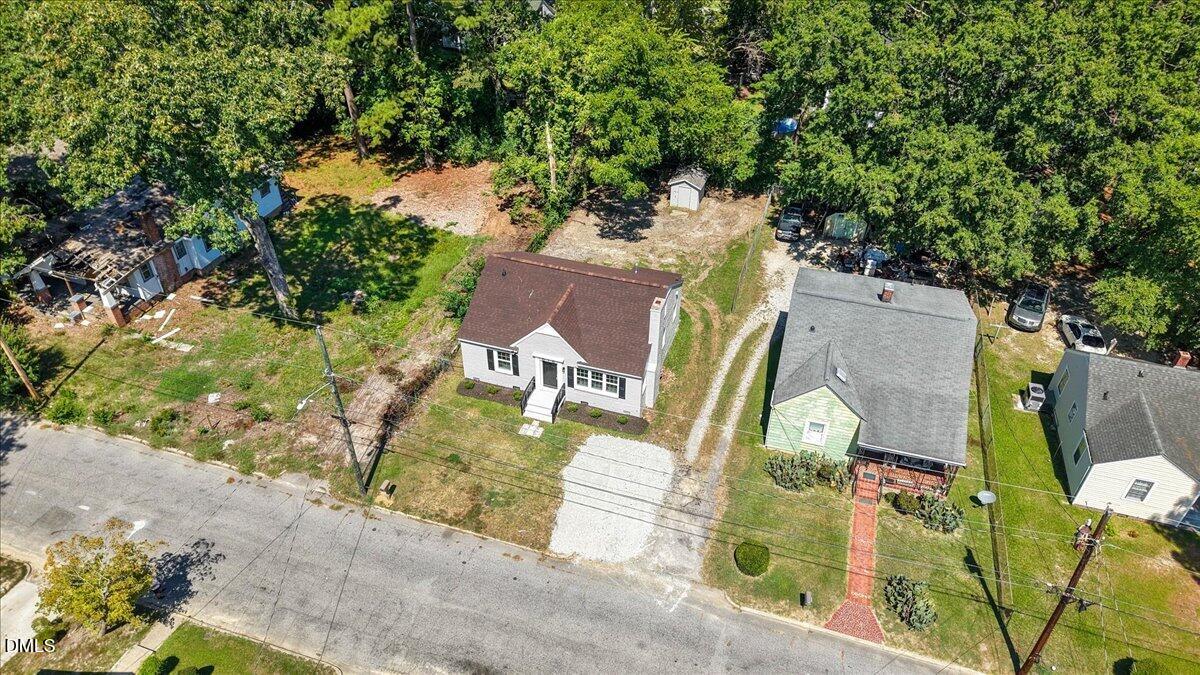 818 Long Avenue Property Photo 36