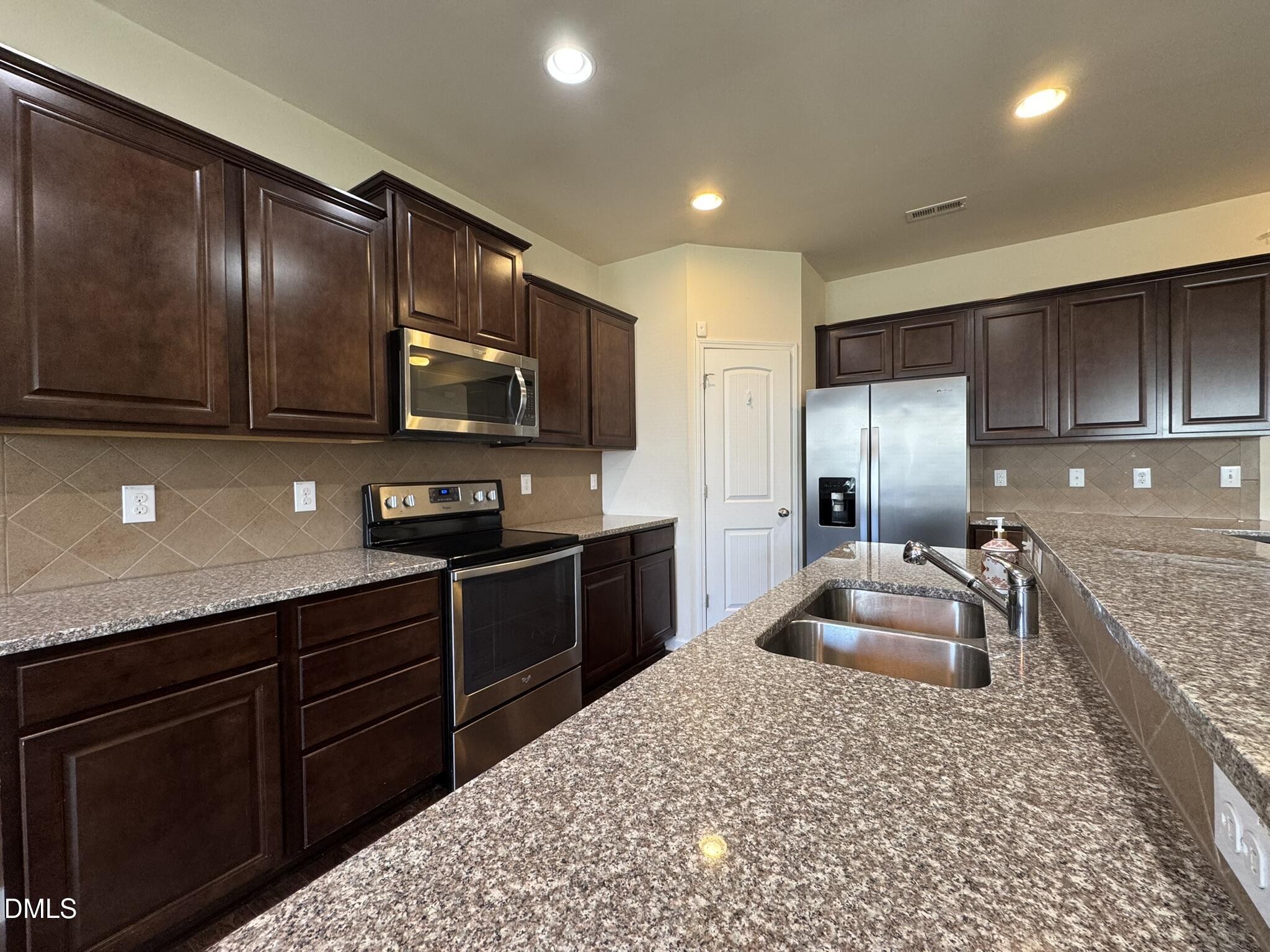 4333 Auburn Hills Drive Property Photo 9