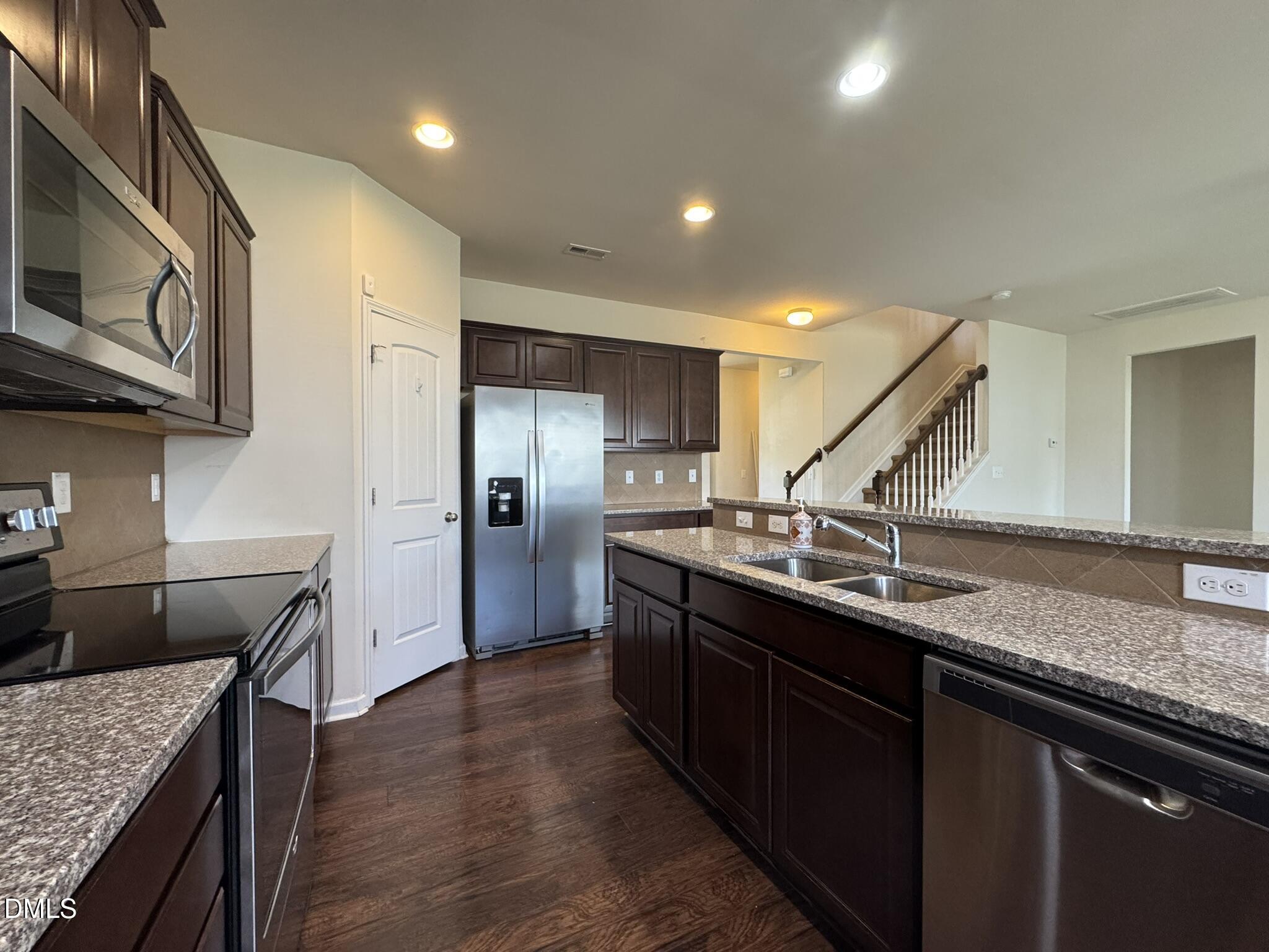 4333 Auburn Hills Drive Property Photo 10