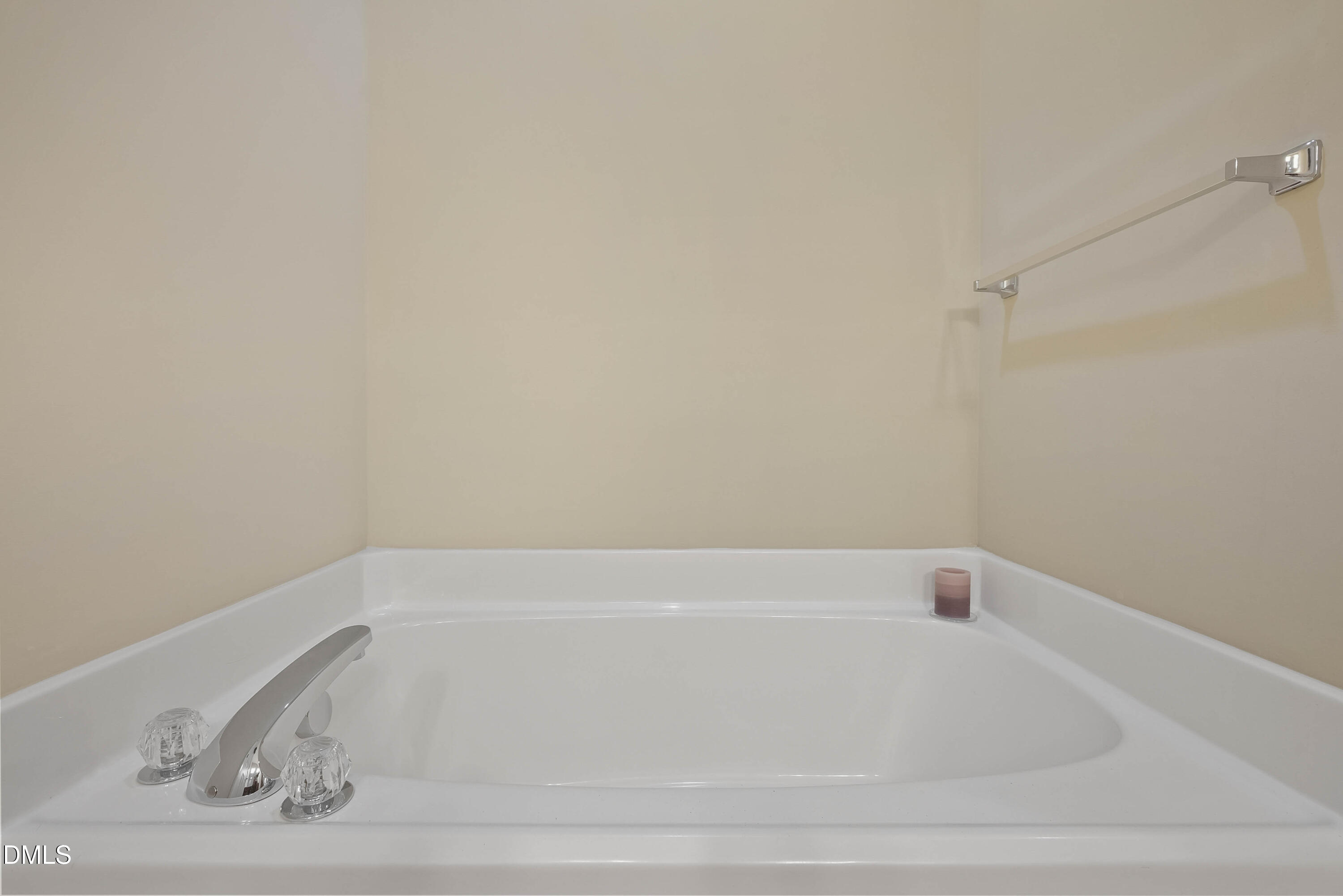 7237 Ladbrooke Street Property Photo 27