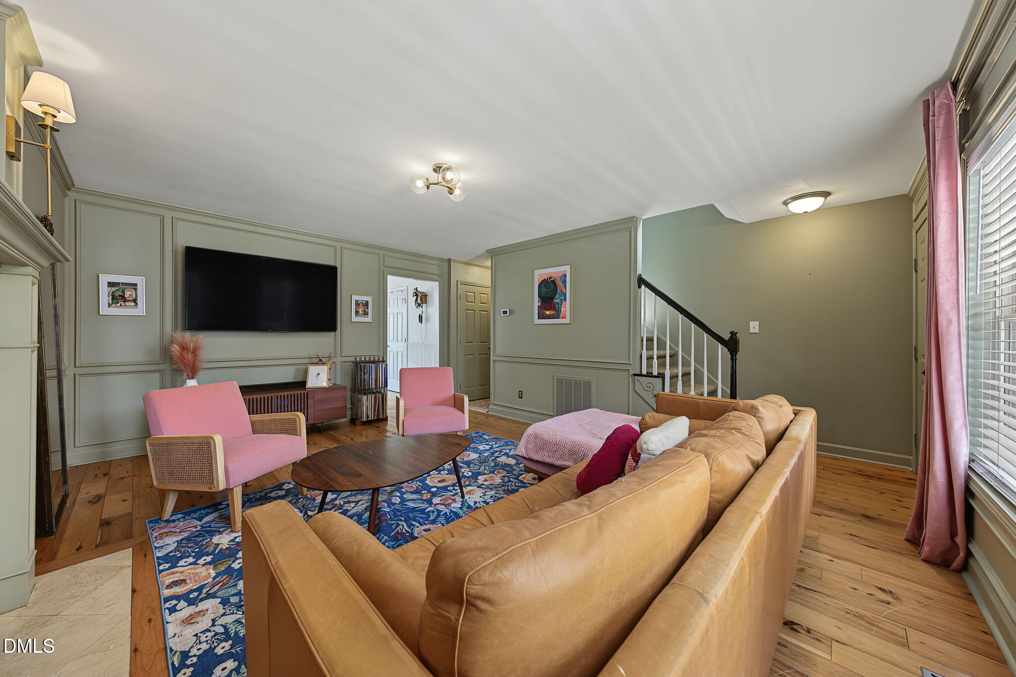 672 Southwick Avenue Property Photo 10
