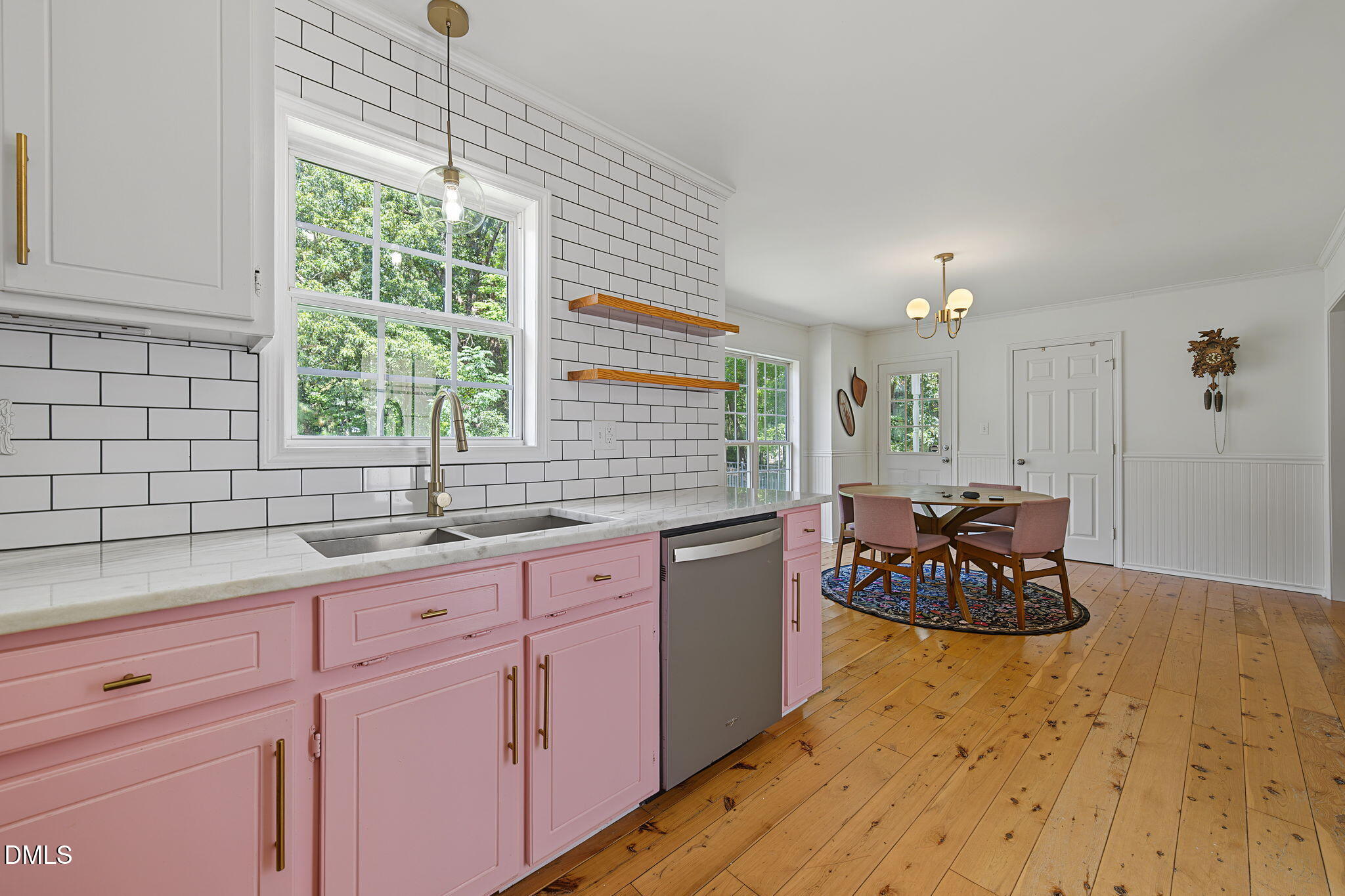 672 Southwick Avenue Property Photo 15