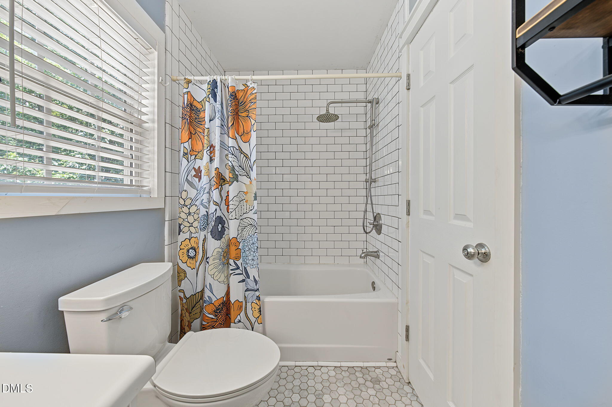 672 Southwick Avenue Property Photo 27