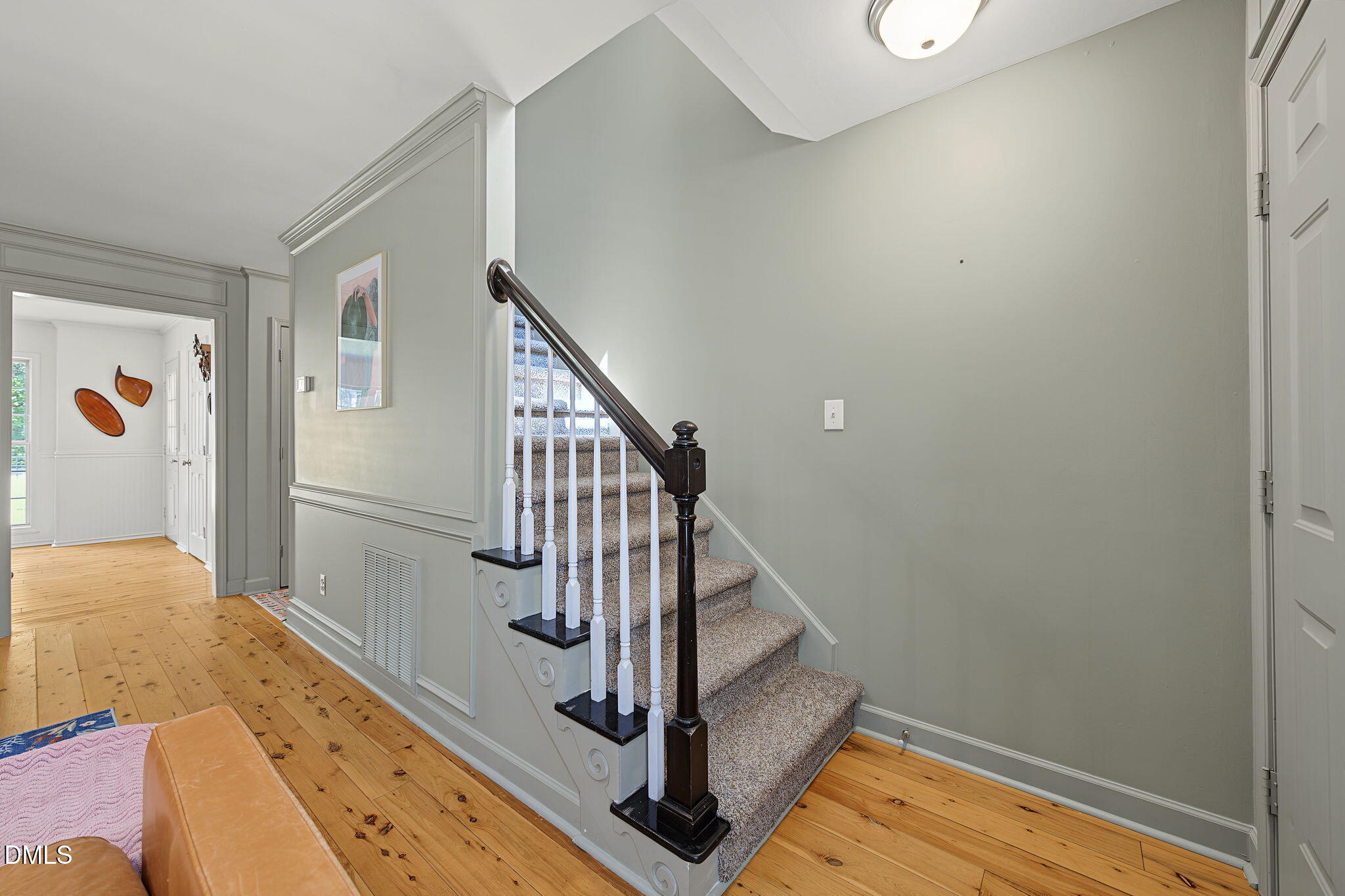 672 Southwick Avenue Property Photo 28