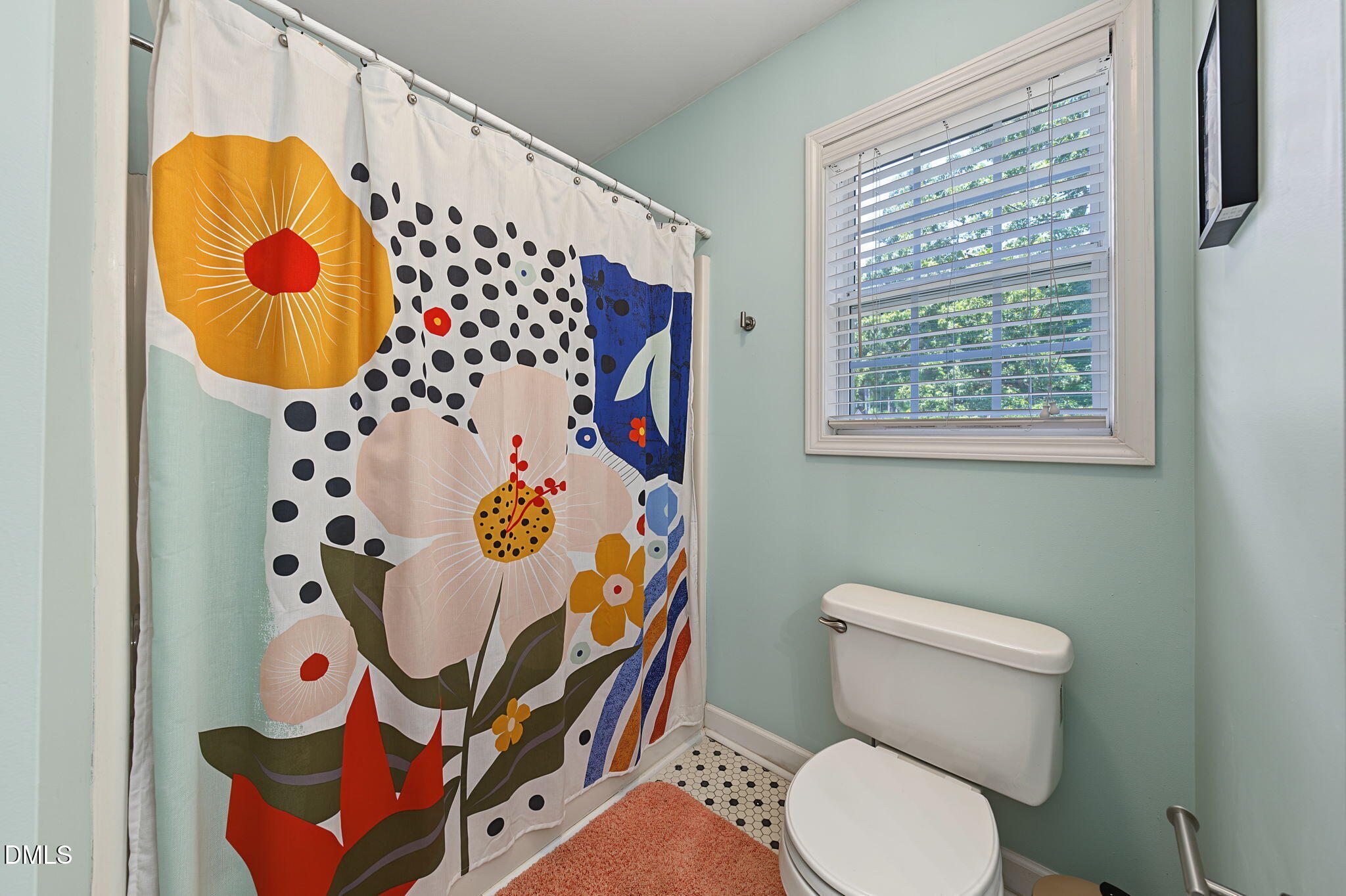 672 Southwick Avenue Property Photo 32