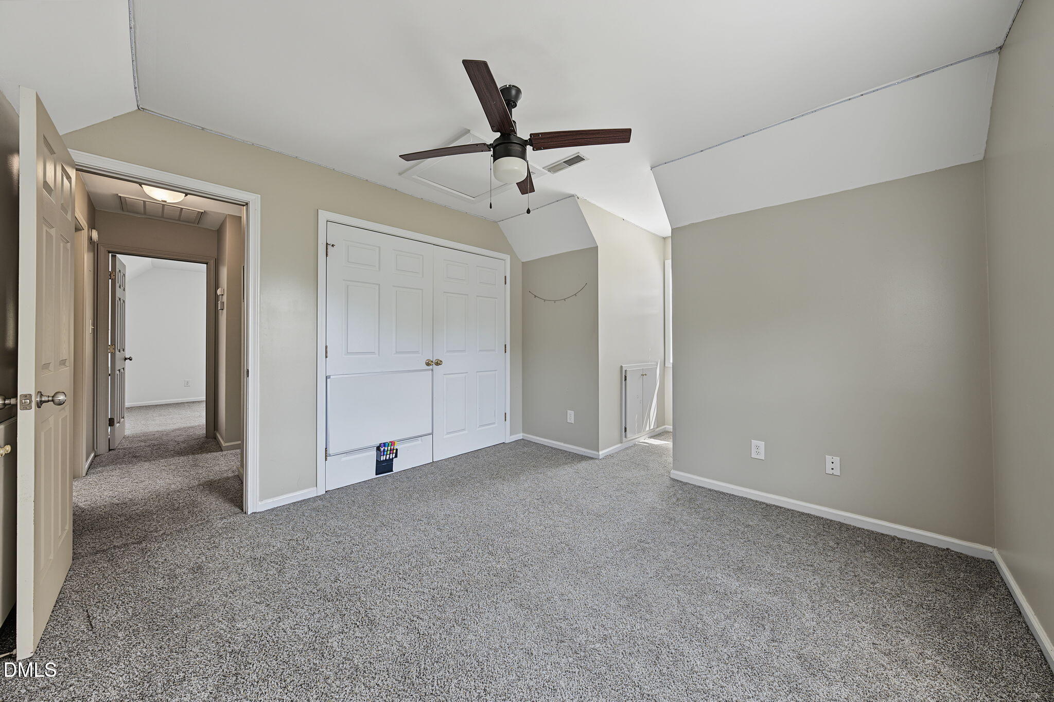 672 Southwick Avenue Property Photo 34