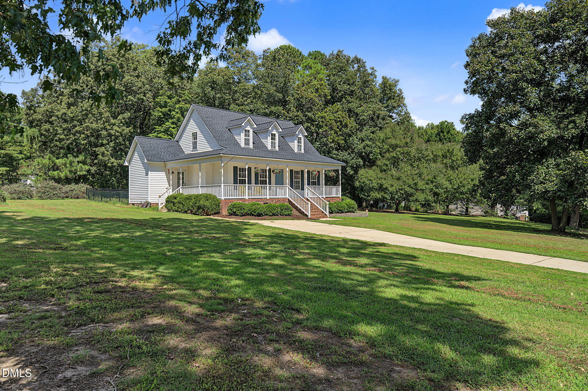 672 Southwick Avenue Property Photo 40