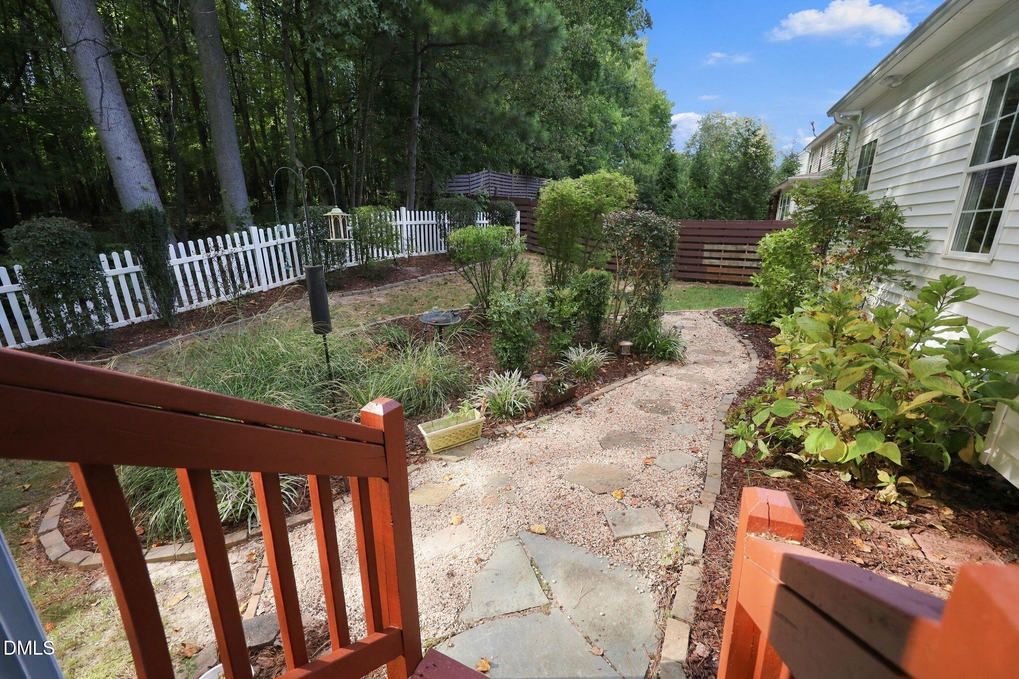 152 Skipping Rock Lane Property Photo 8