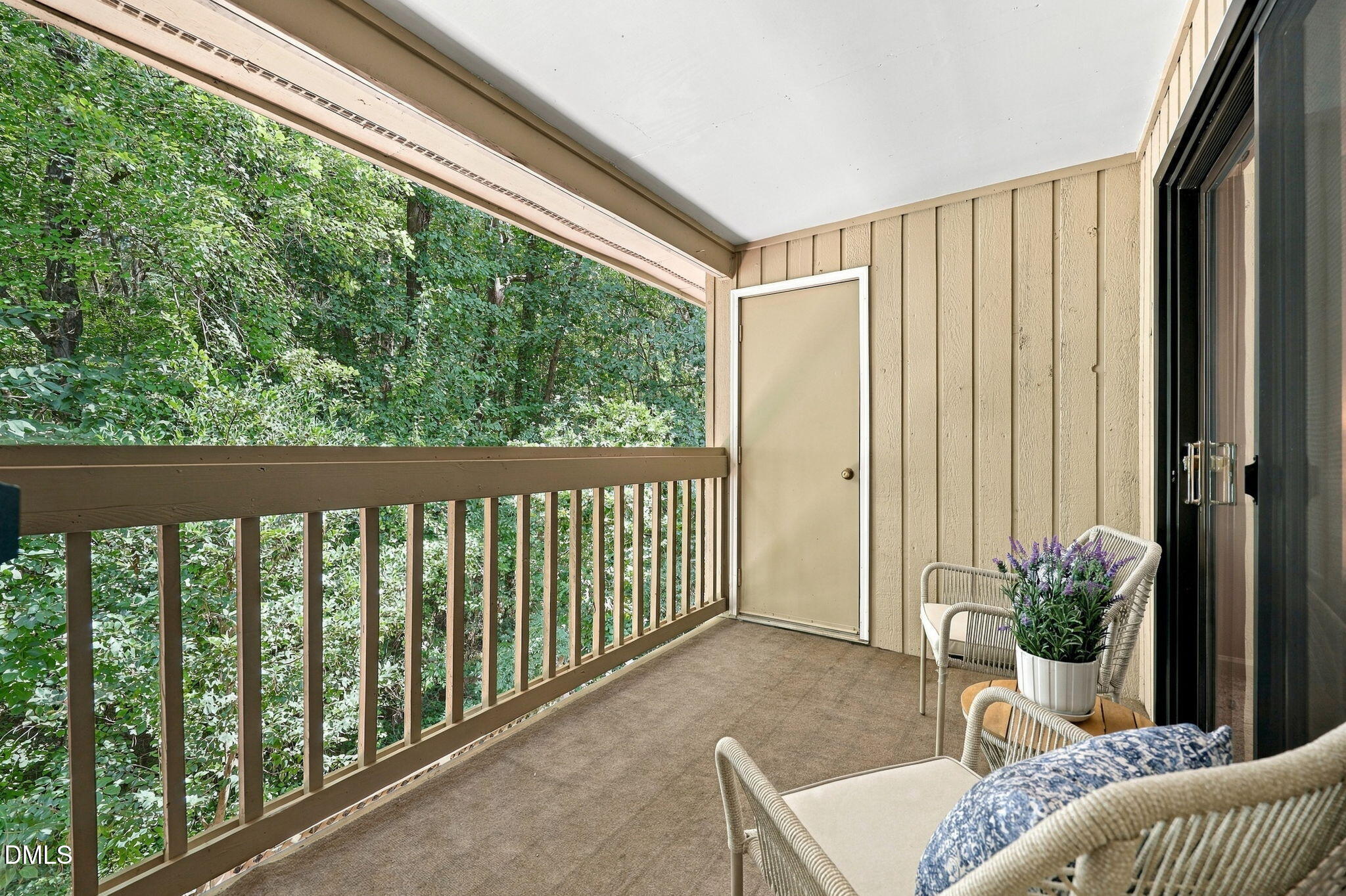 623 New Kent Place Property Photo 7