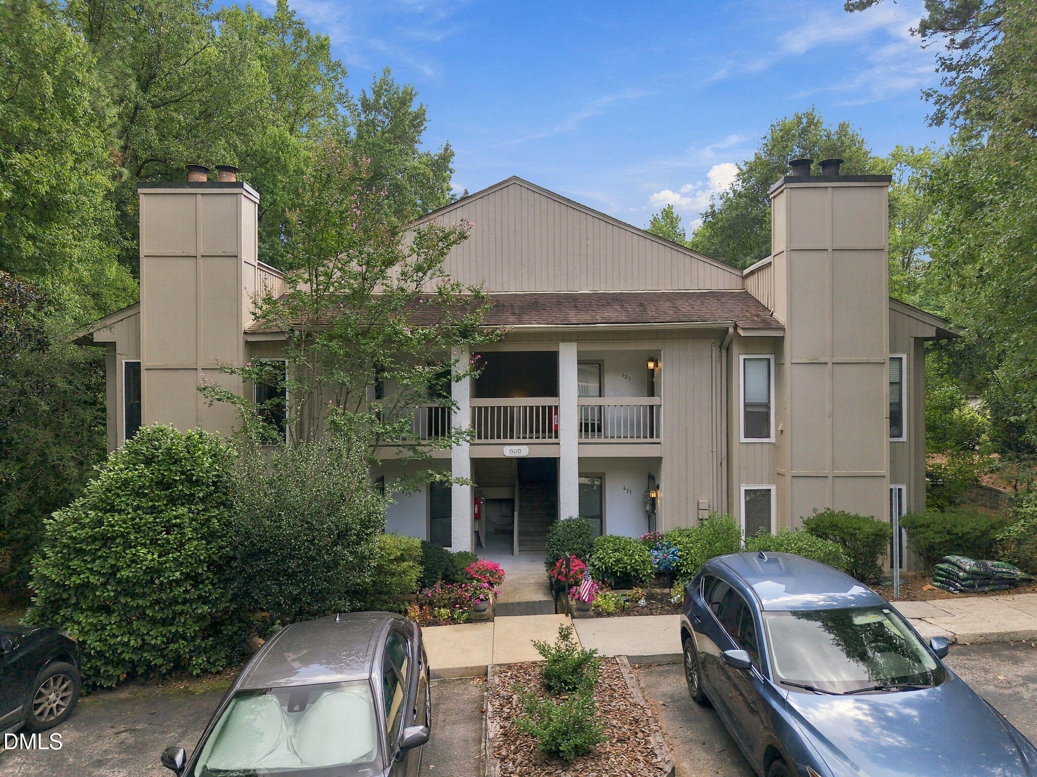 623 New Kent Place Property Photo 8