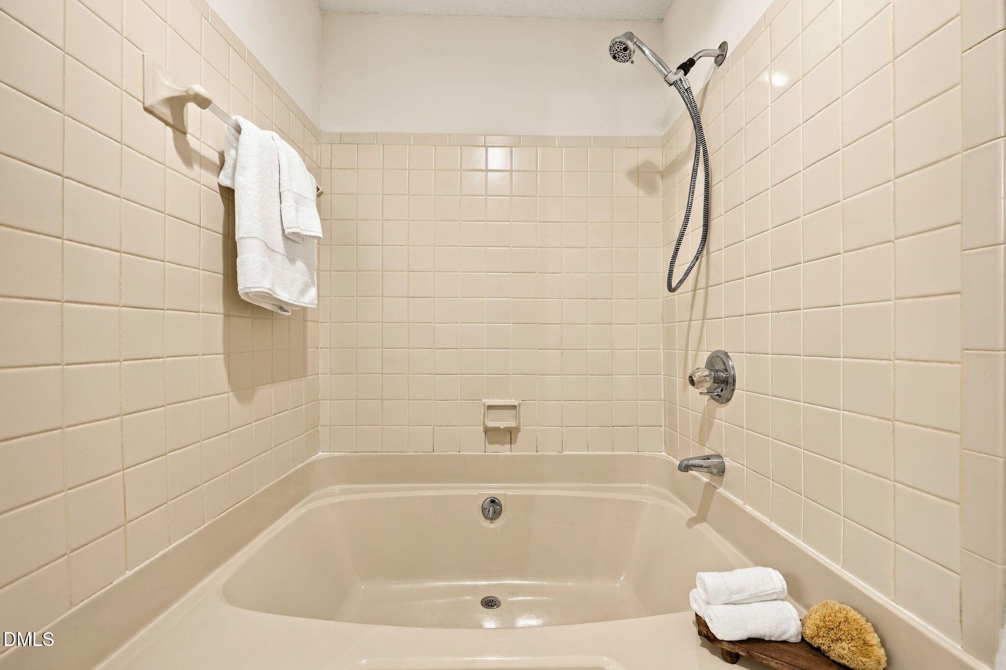 623 New Kent Place Property Photo 21