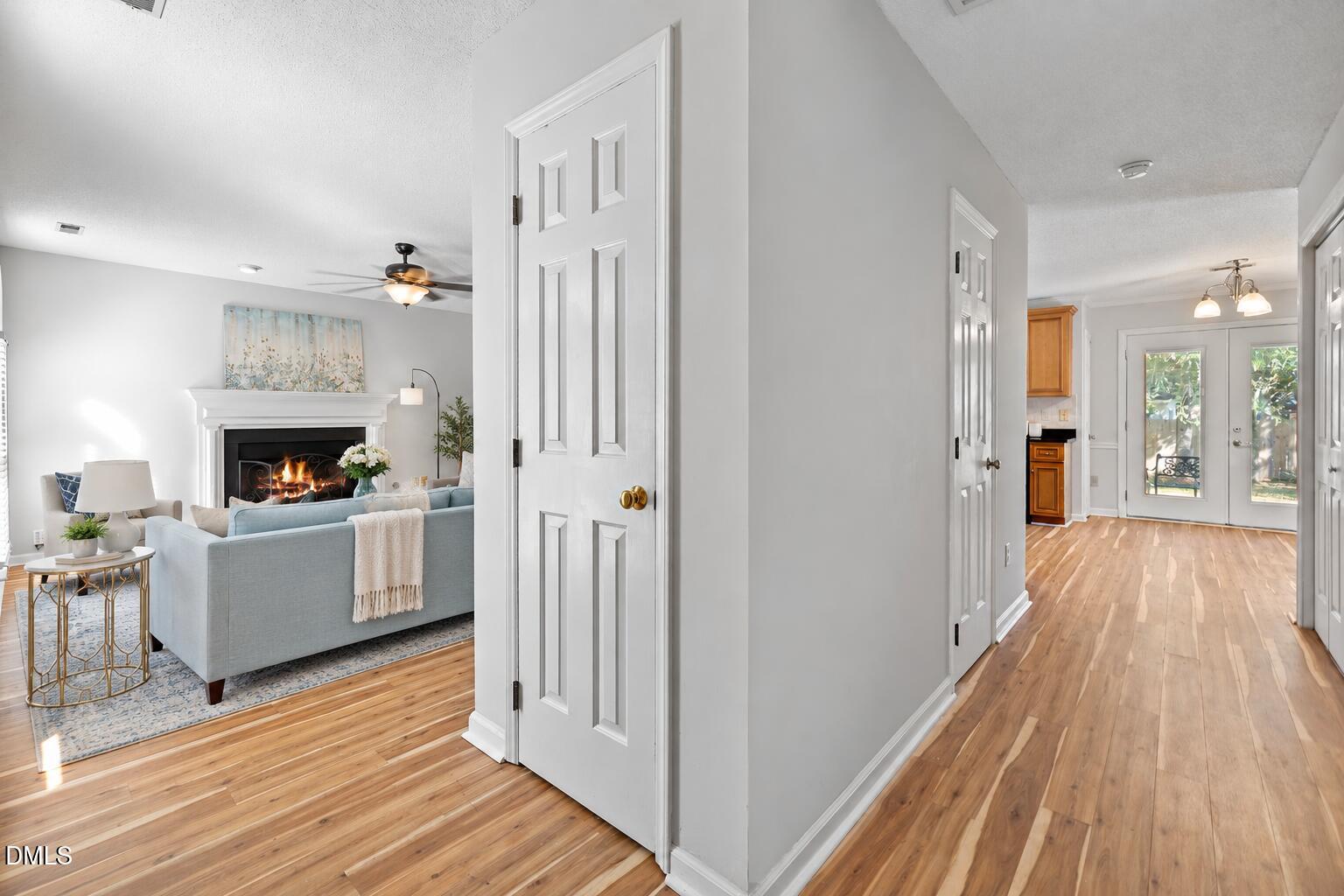 109 Romaine Court Property Photo 4