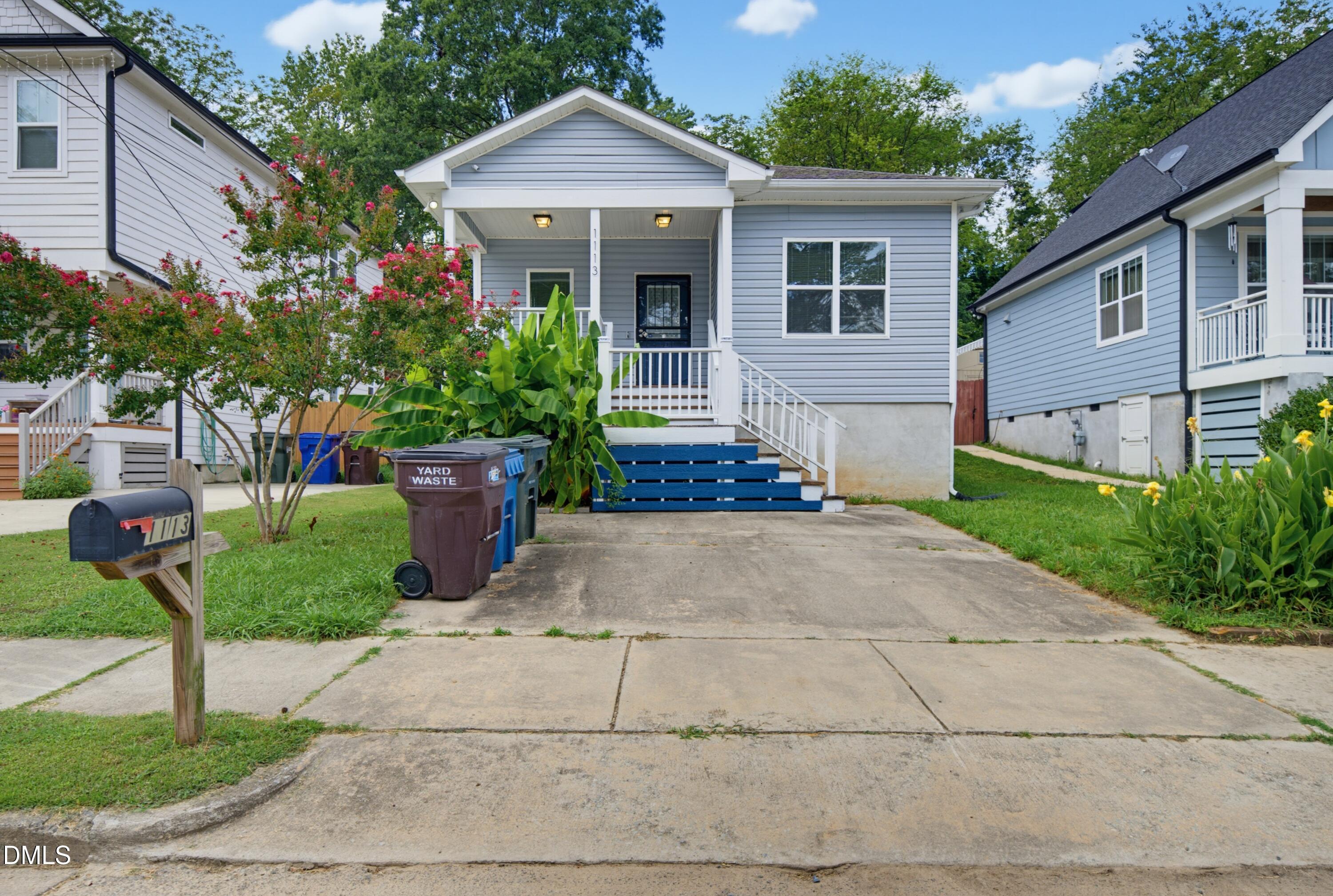 1113 Spruce Street Property Photo 2
