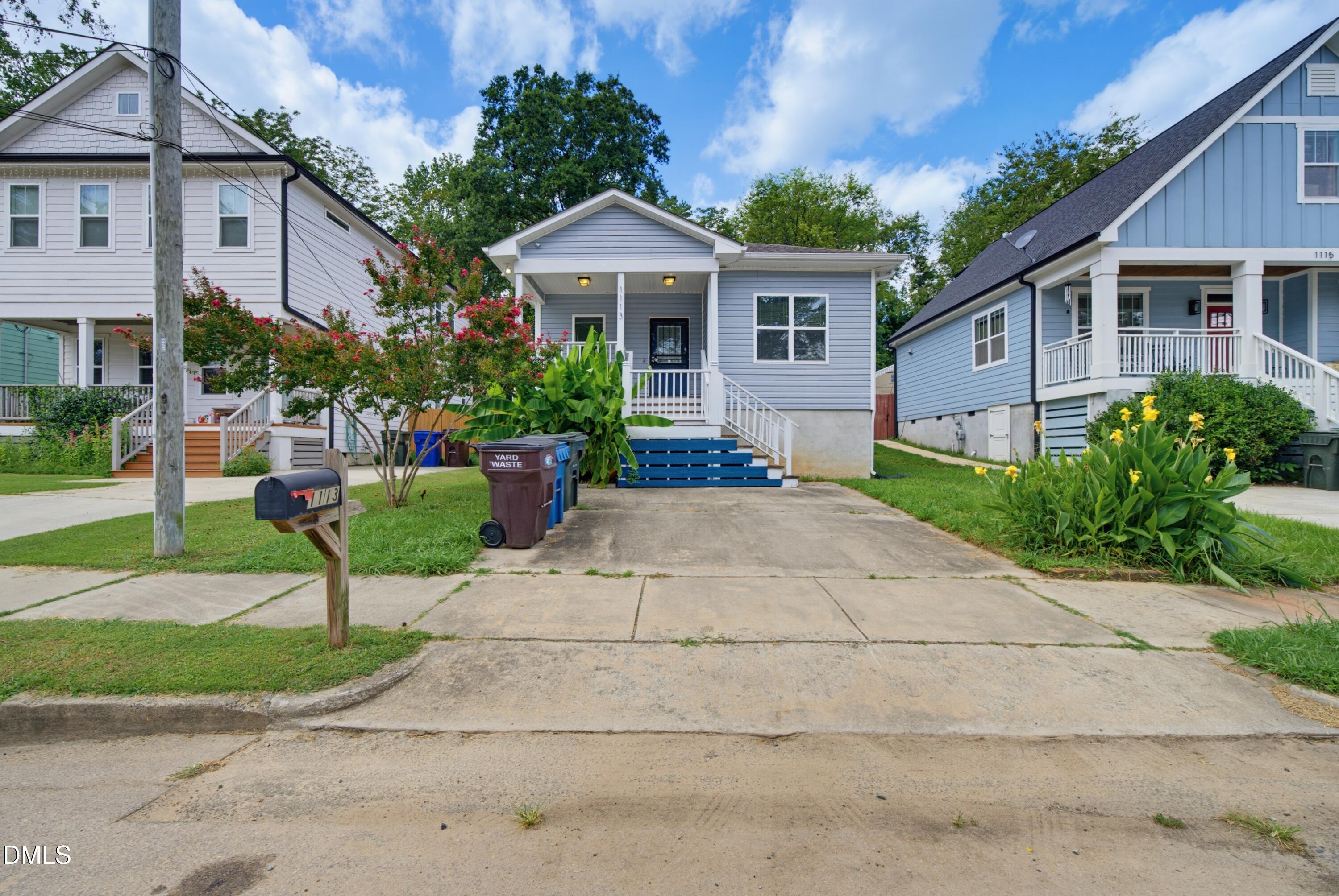 1113 Spruce Street Property Photo 3