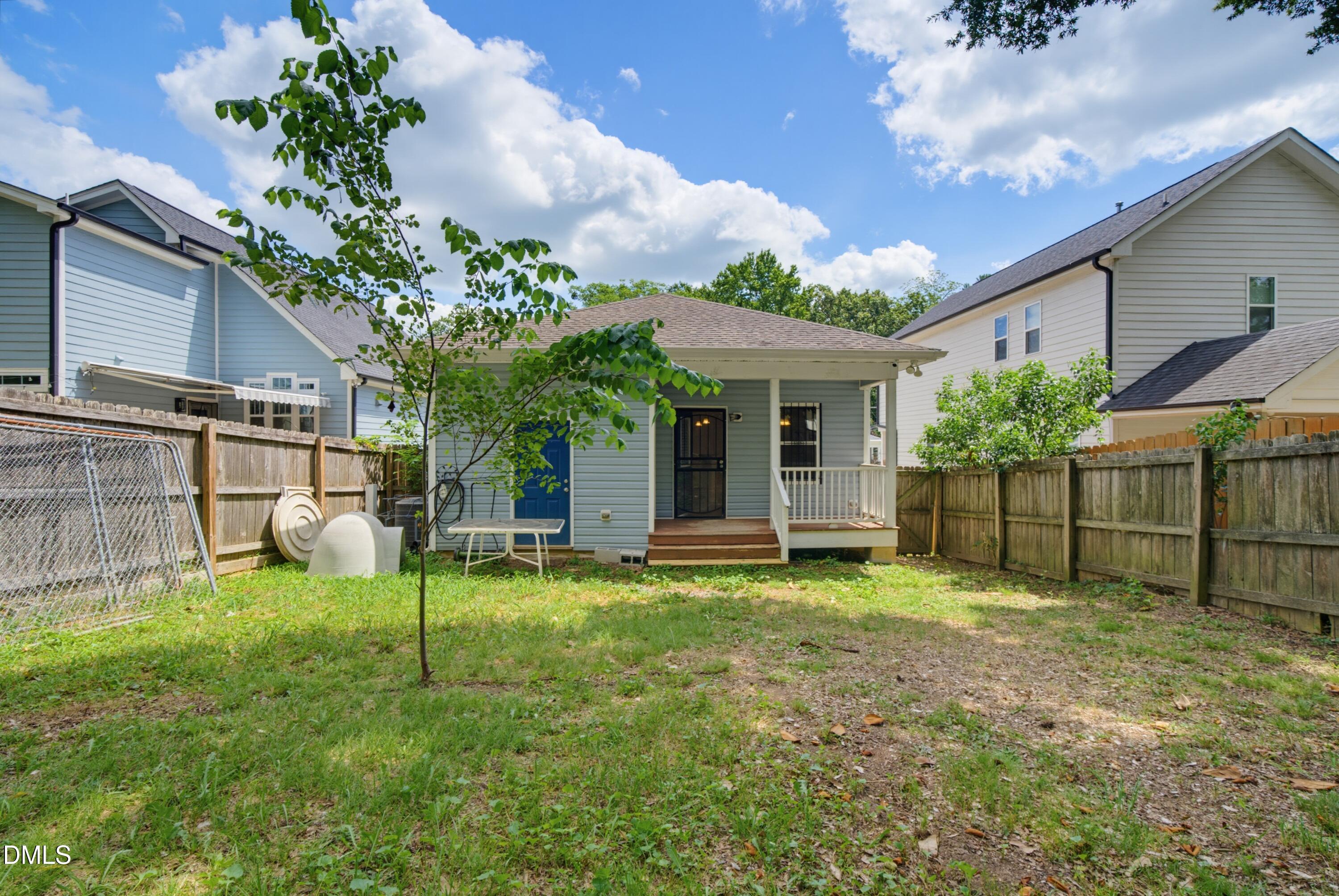 1113 Spruce Street Property Photo 24