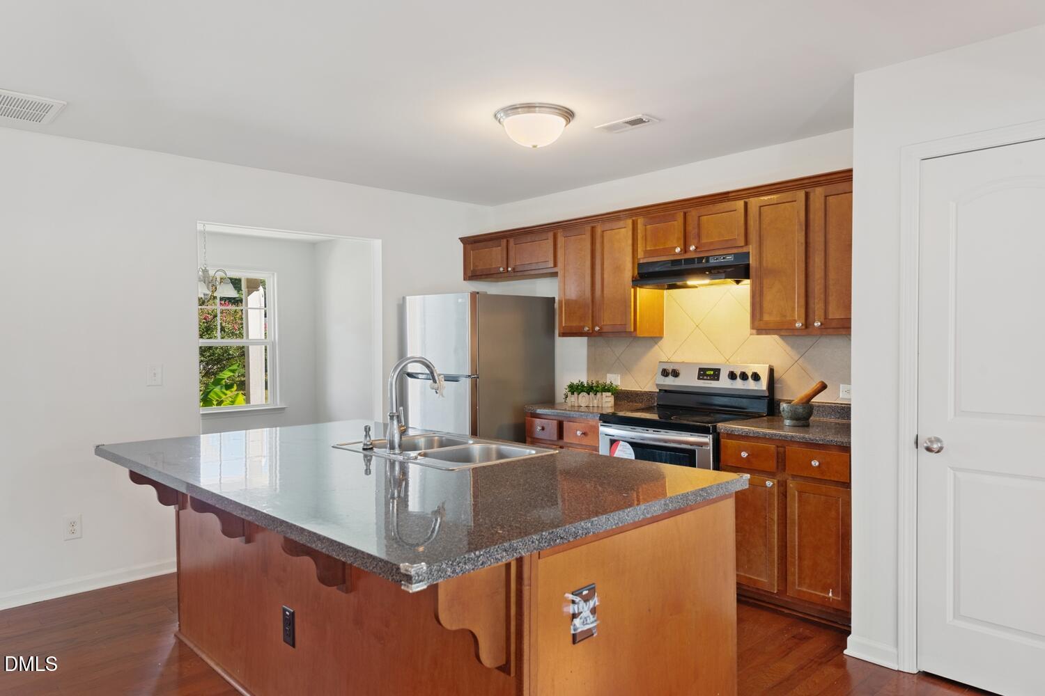 51 Stratford Drive Property Photo 11