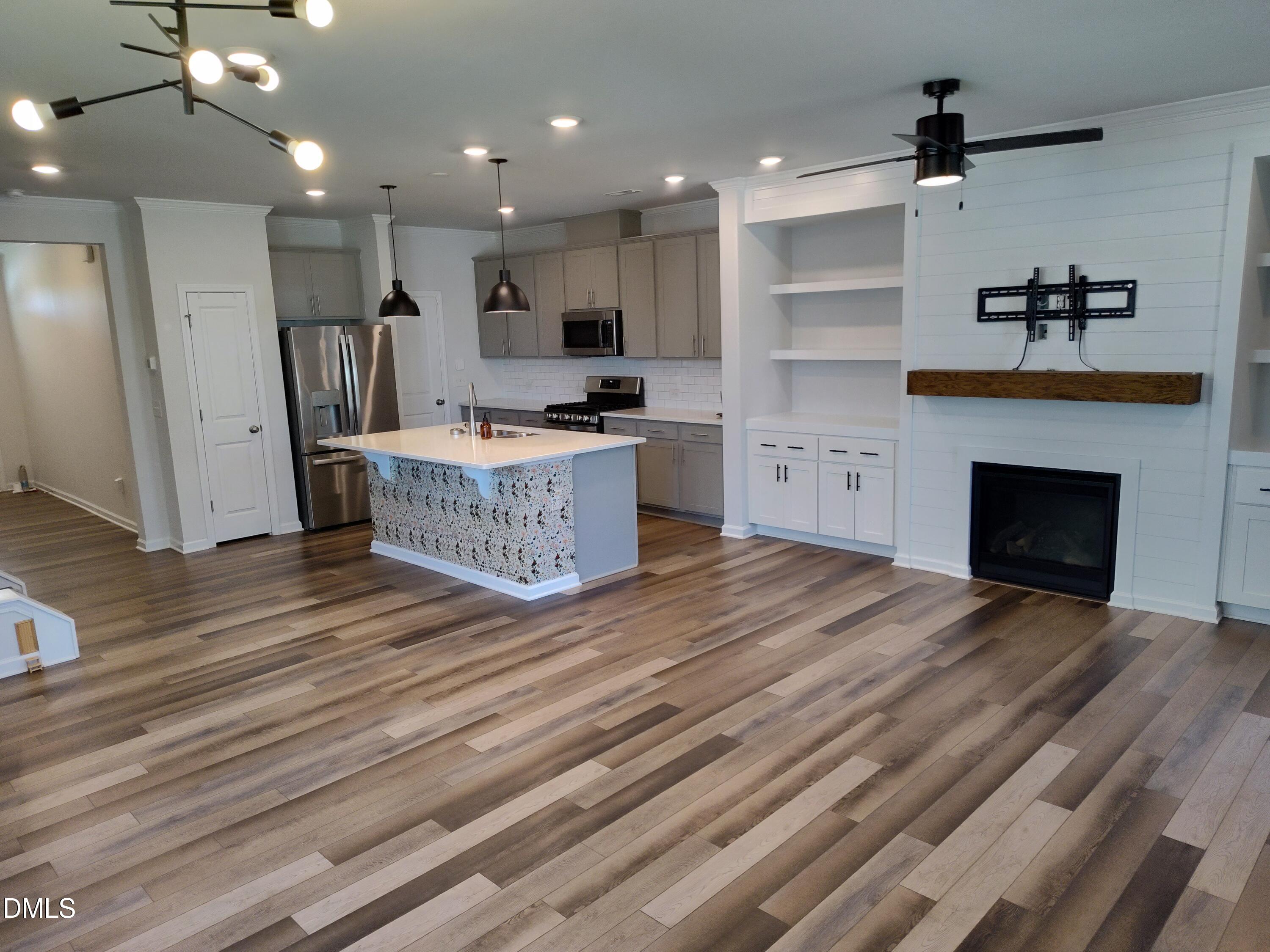 6609 Tremolo Trail Property Photo 3