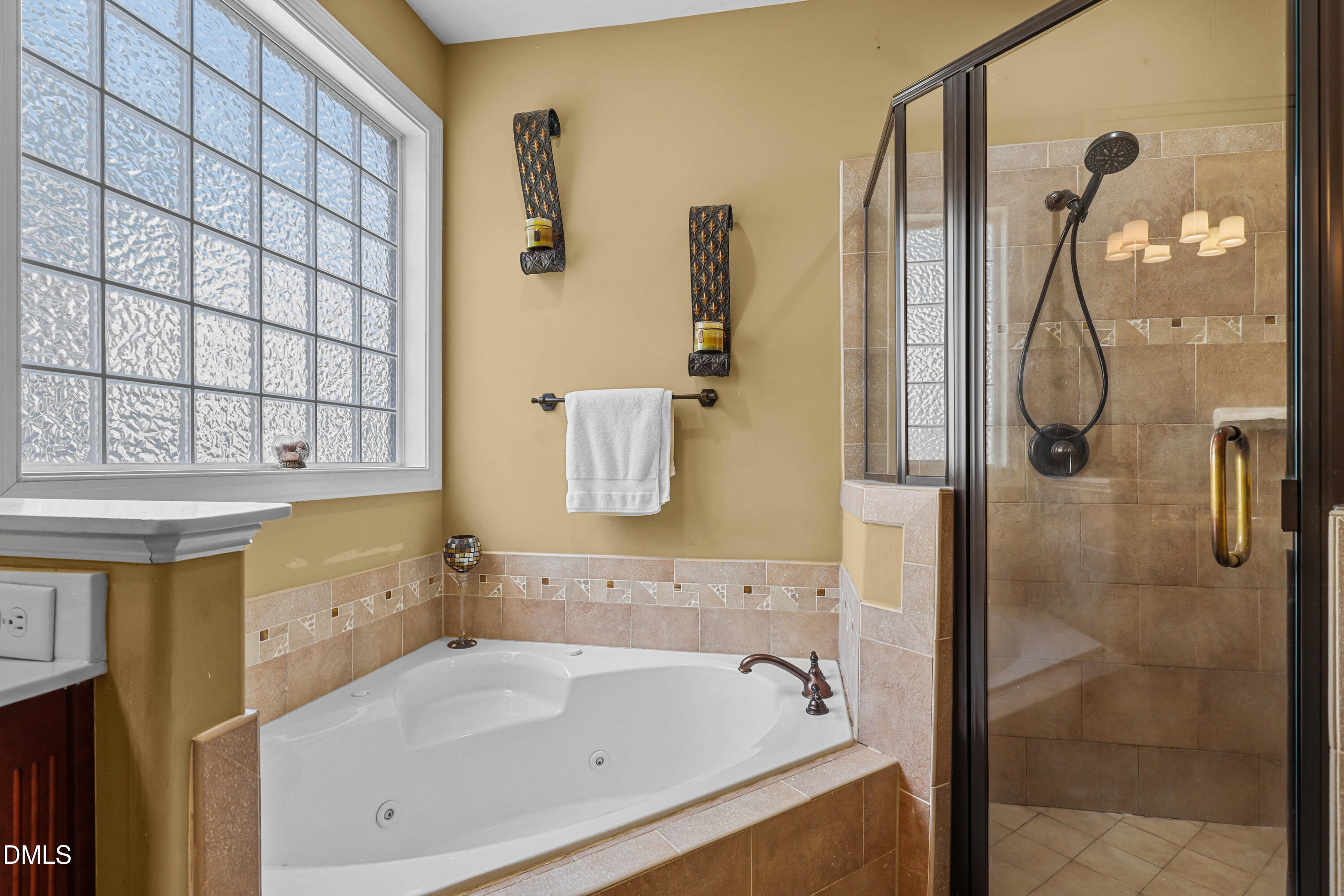 1412 Savannah Oaks Way Property Photo 25