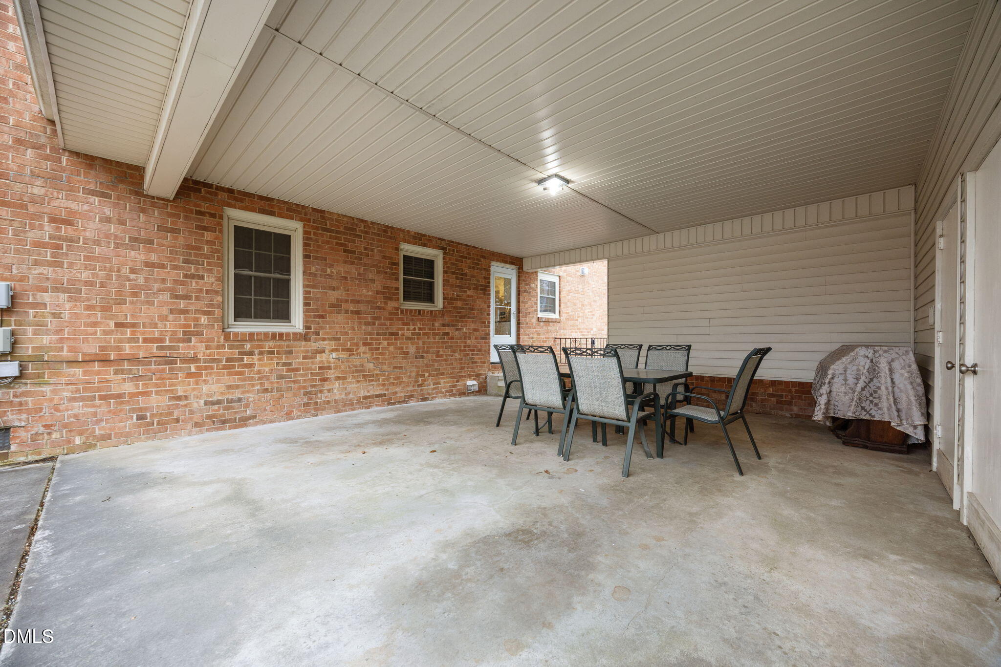 301 Jones Street Property Photo 36