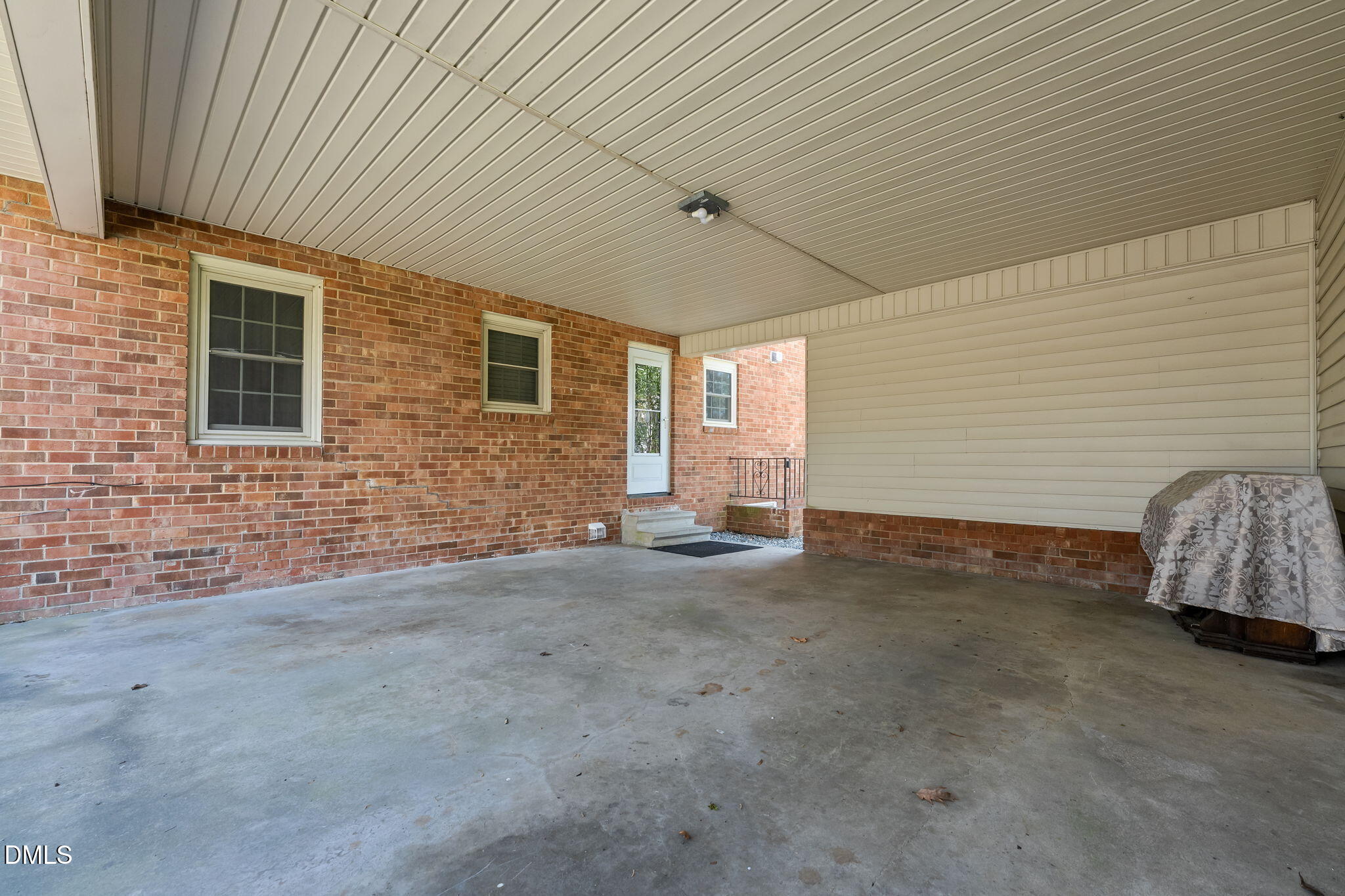 301 Jones Street Property Photo 47