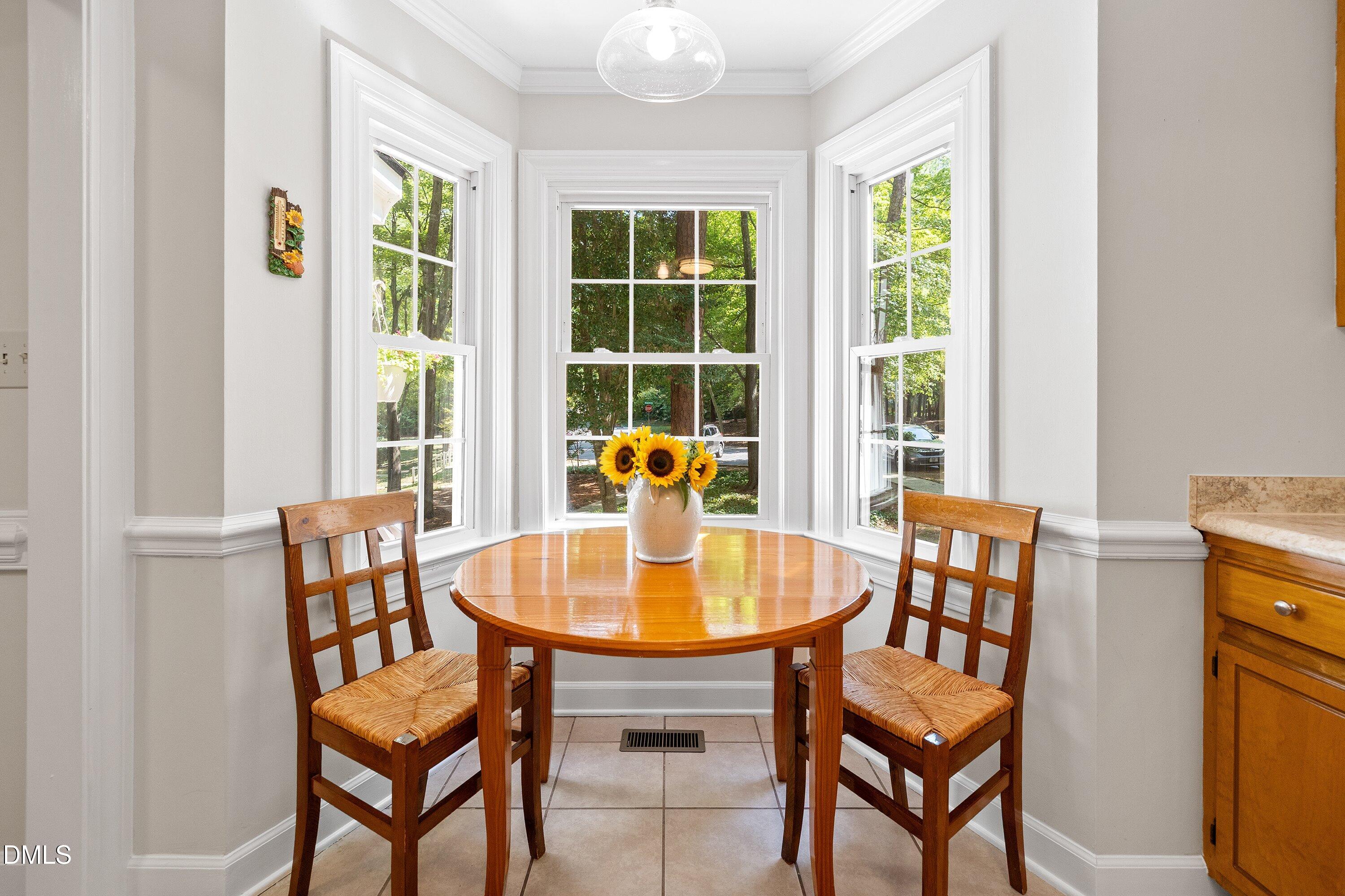 129 Hedgerow Court Property Photo 6
