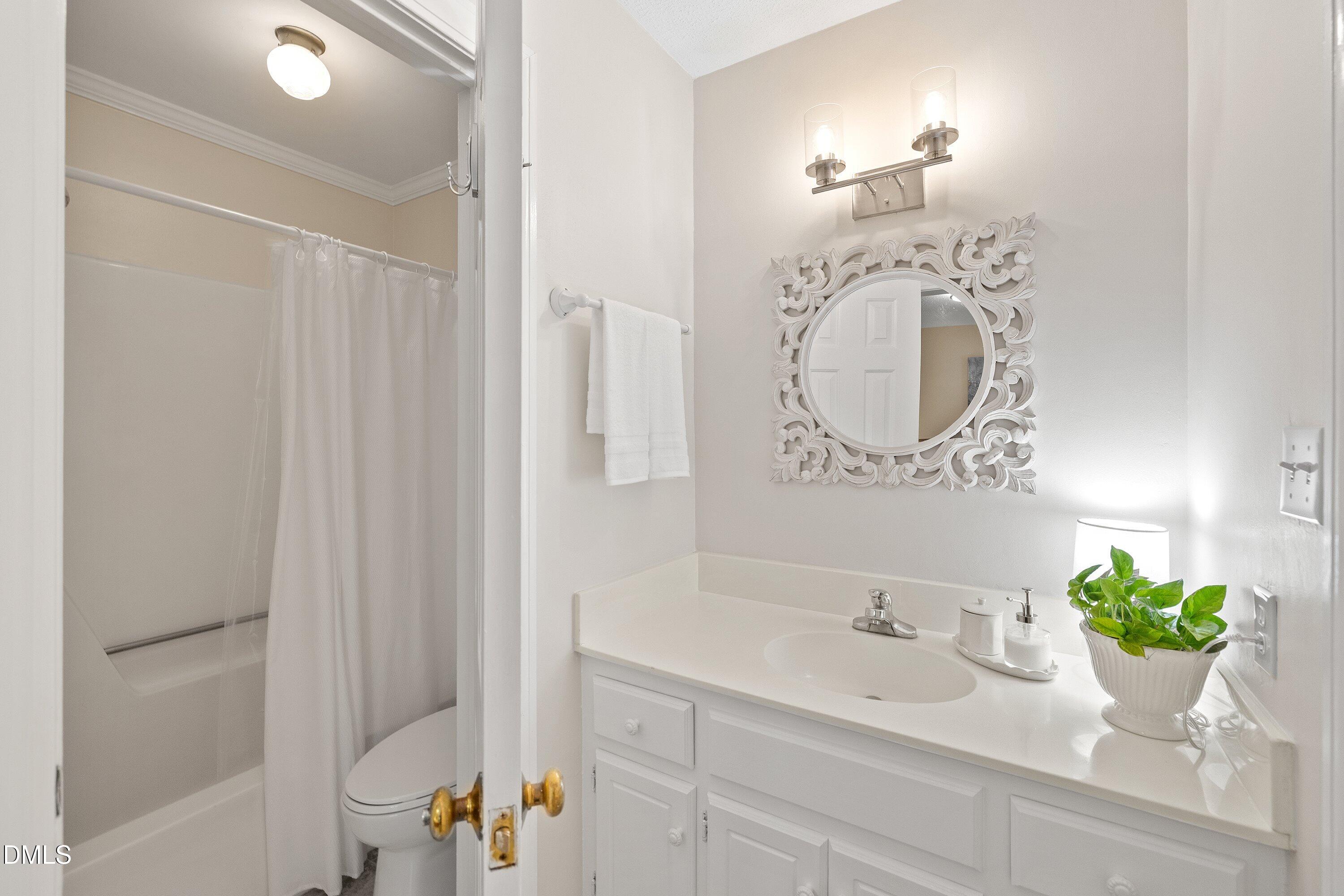 129 Hedgerow Court Property Photo 25