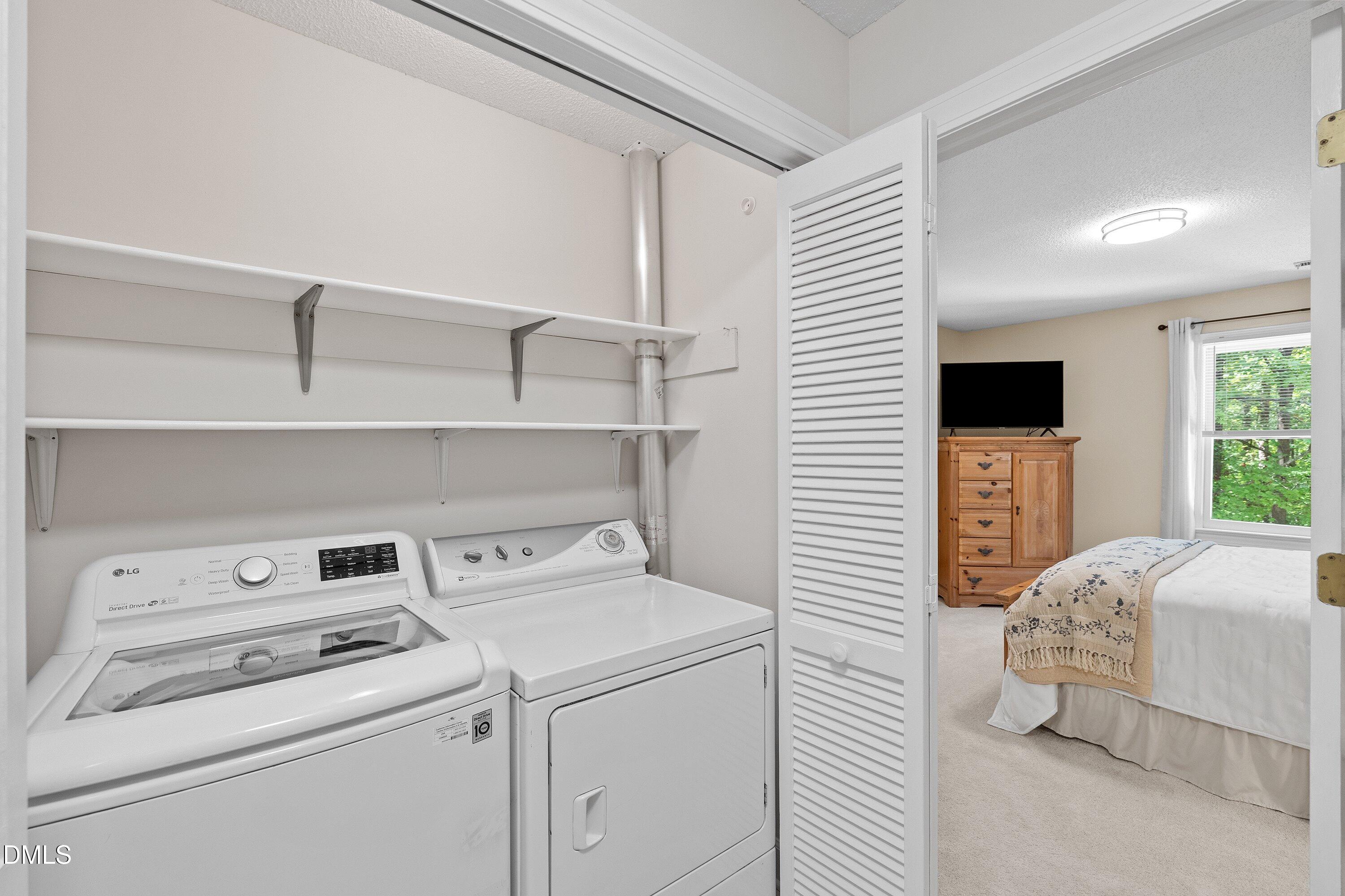 129 Hedgerow Court Property Photo 27