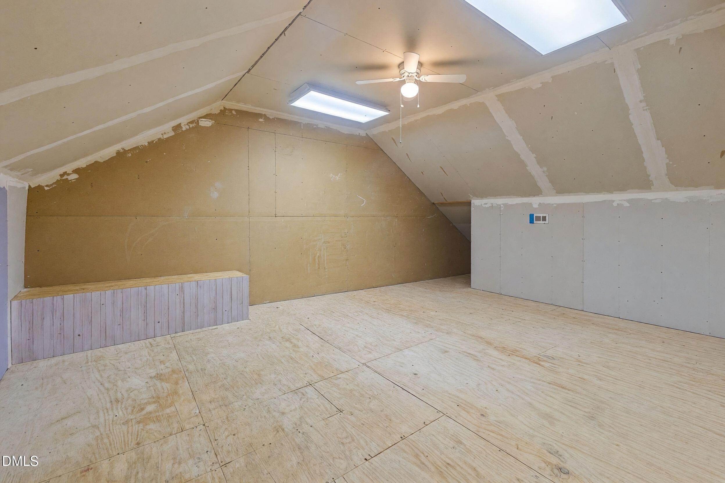 129 Hedgerow Court Property Photo 35