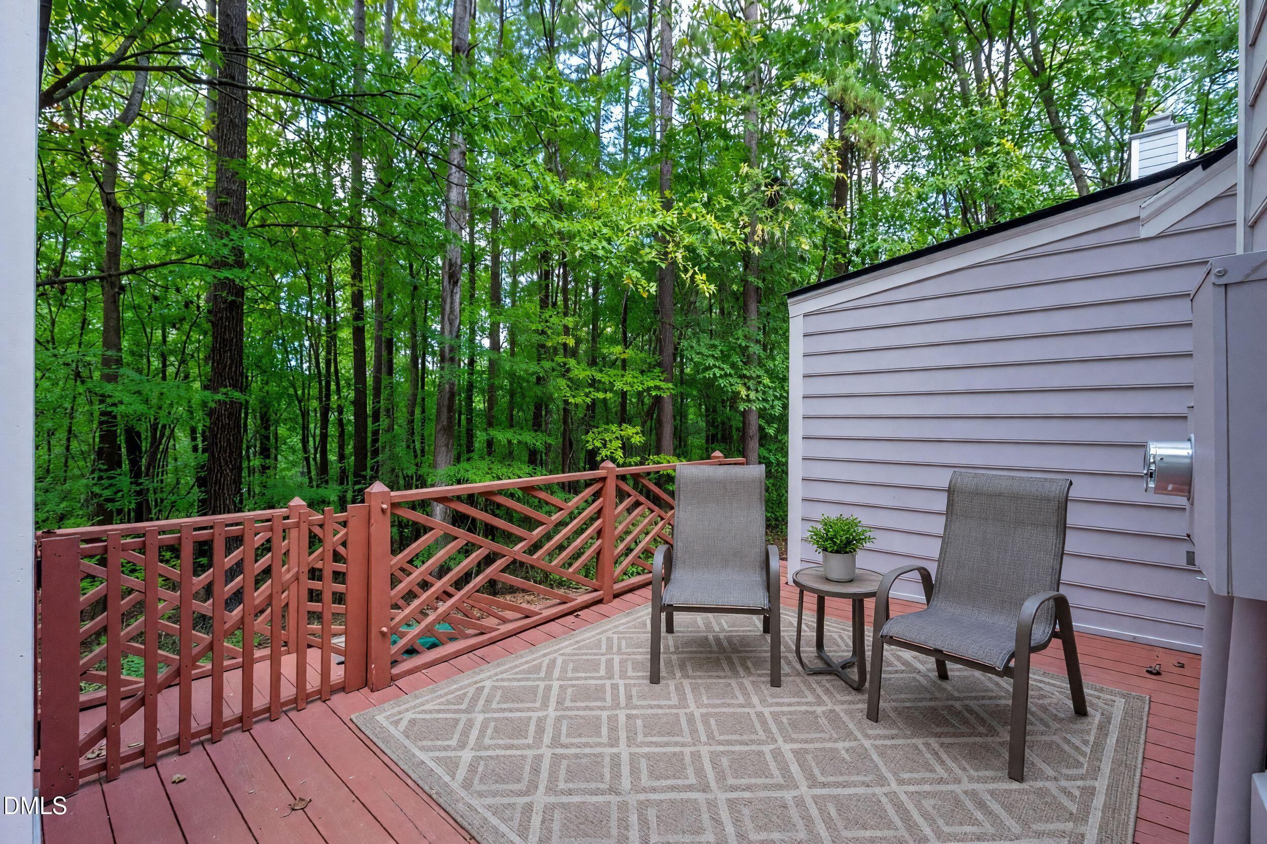 129 Hedgerow Court Property Photo 36
