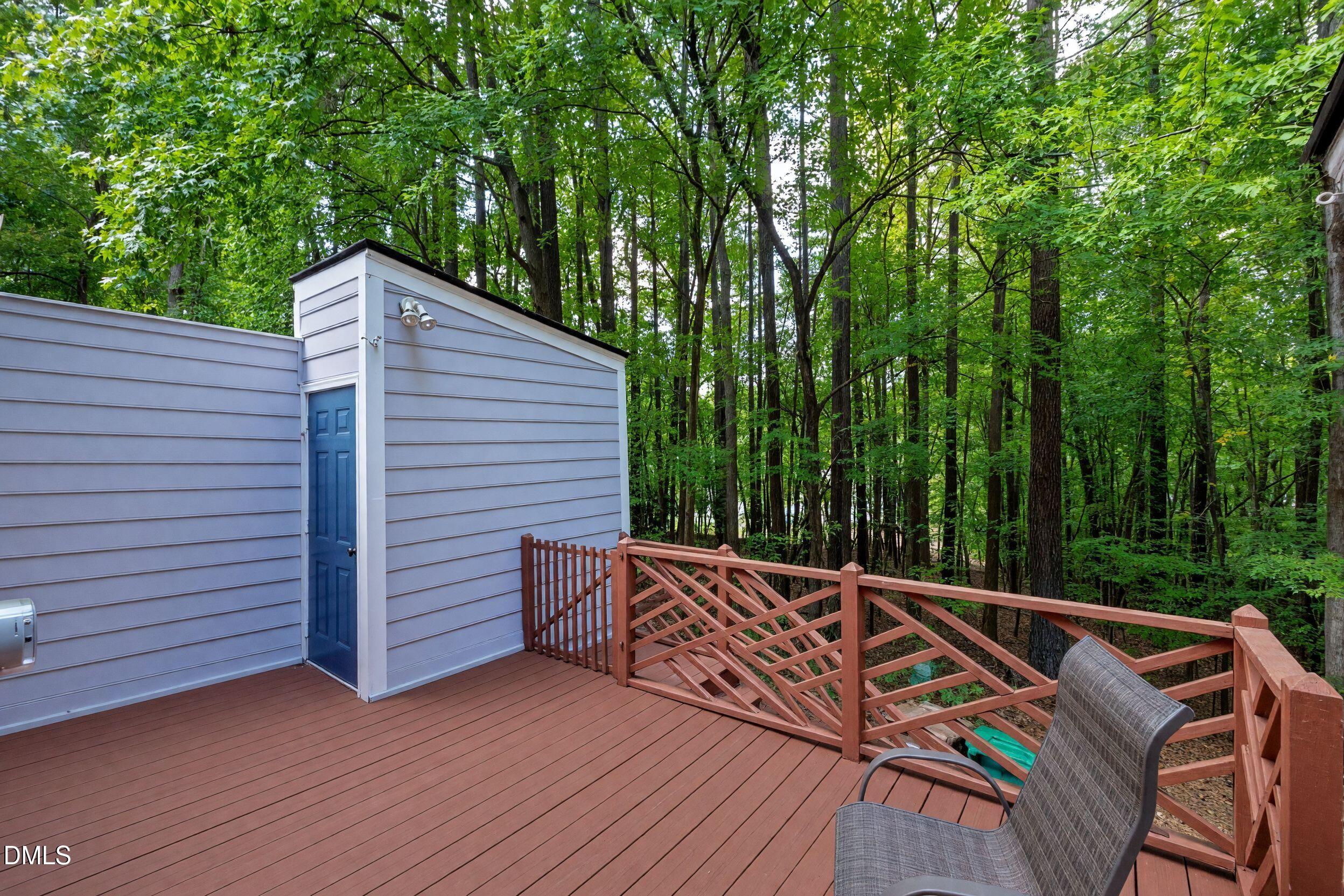 129 Hedgerow Court Property Photo 38