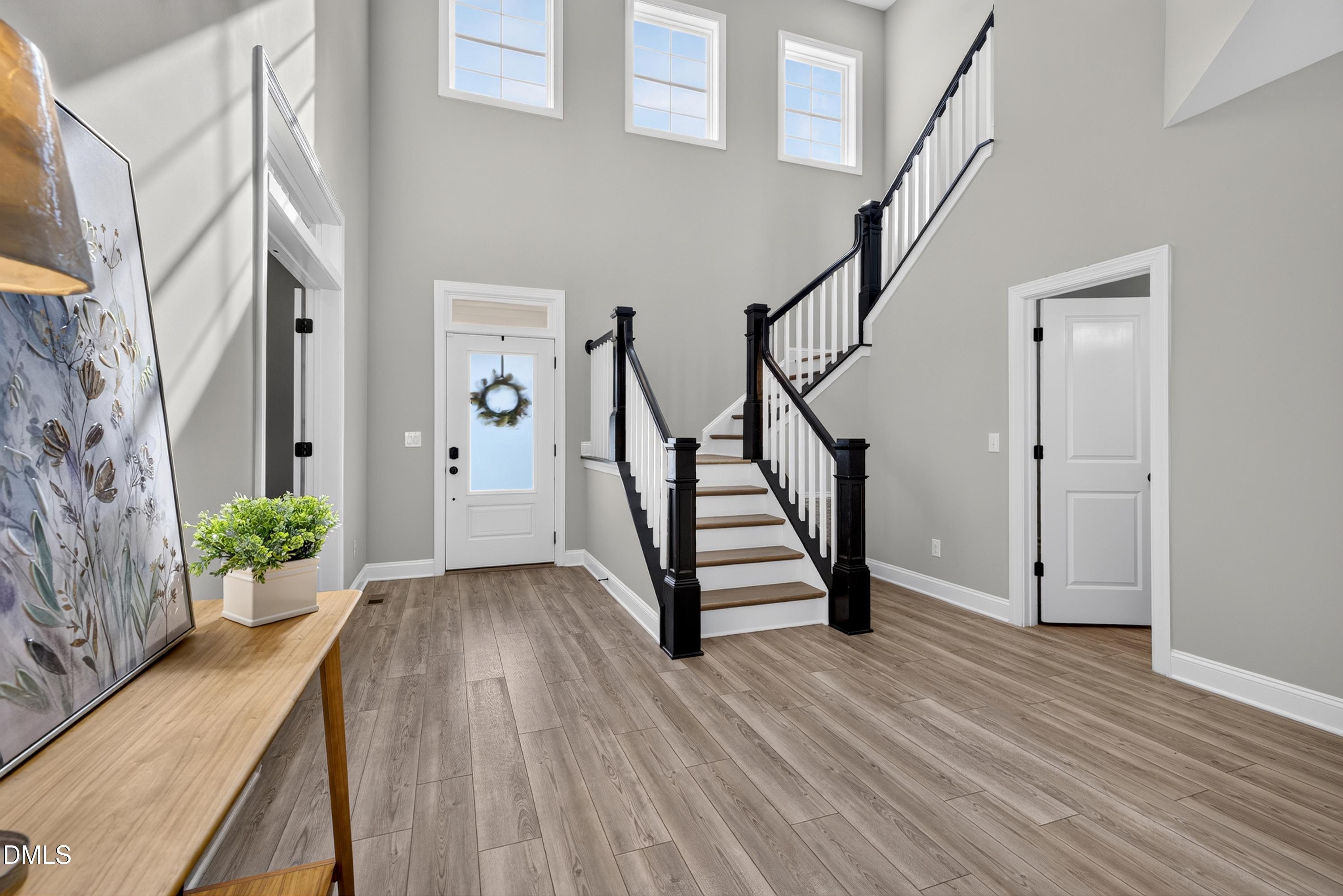 4316 Mosaic Court Property Photo 6